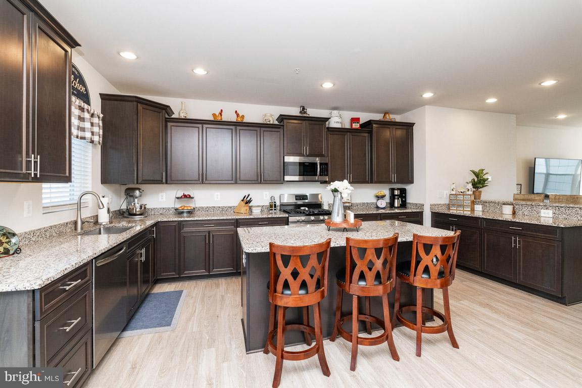 BEECH CREEK - Residential