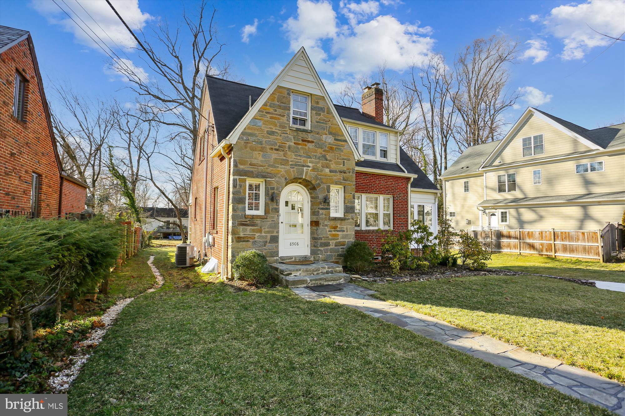 SONOMA - Residential Lease