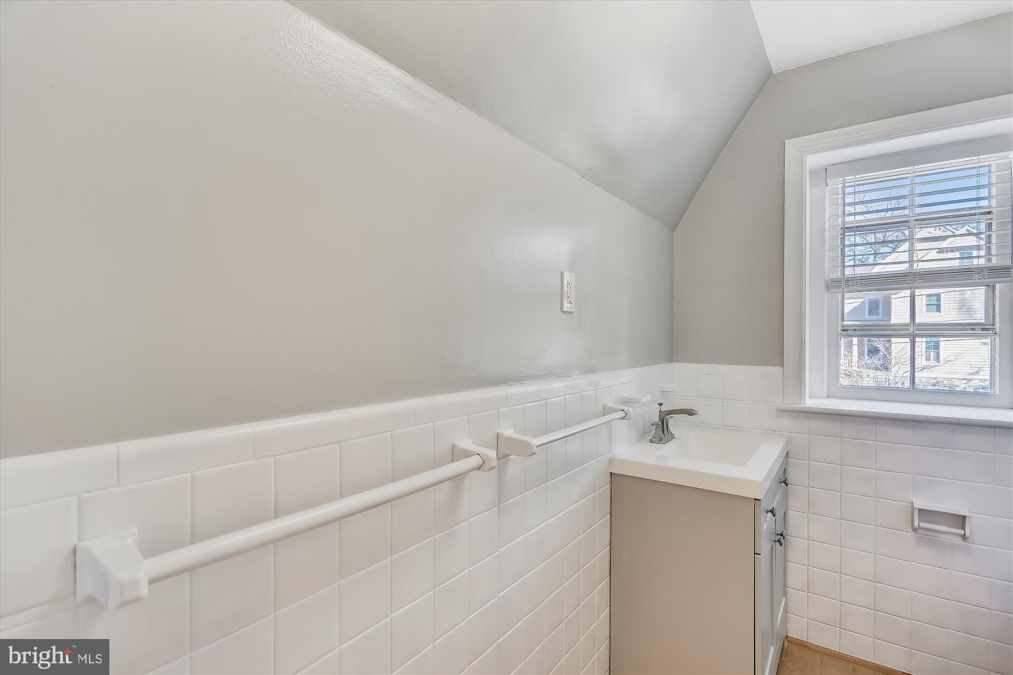 SONOMA - Residential Lease