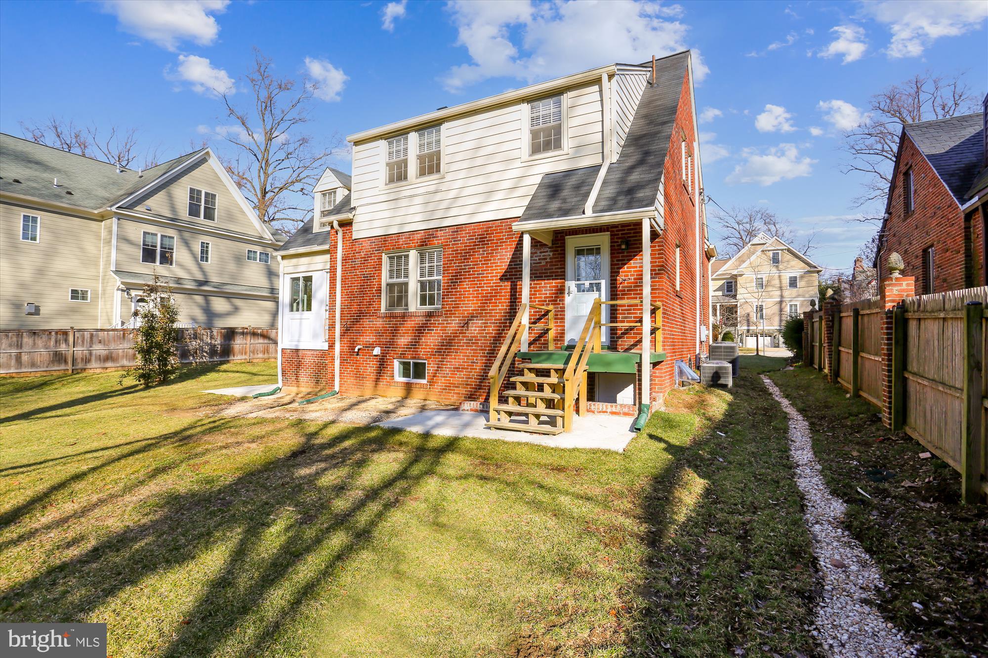 SONOMA - Residential Lease