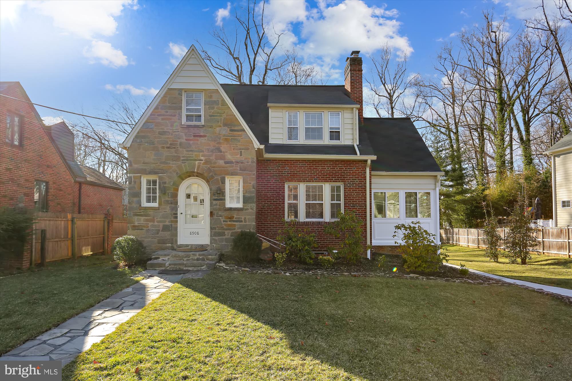 SONOMA - Residential Lease