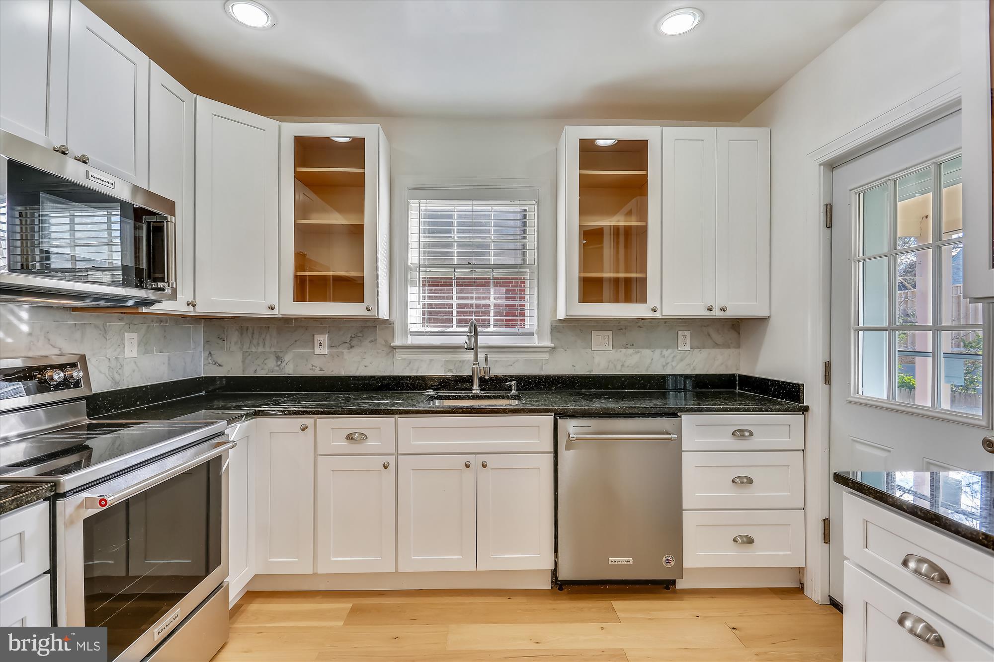 SONOMA - Residential Lease