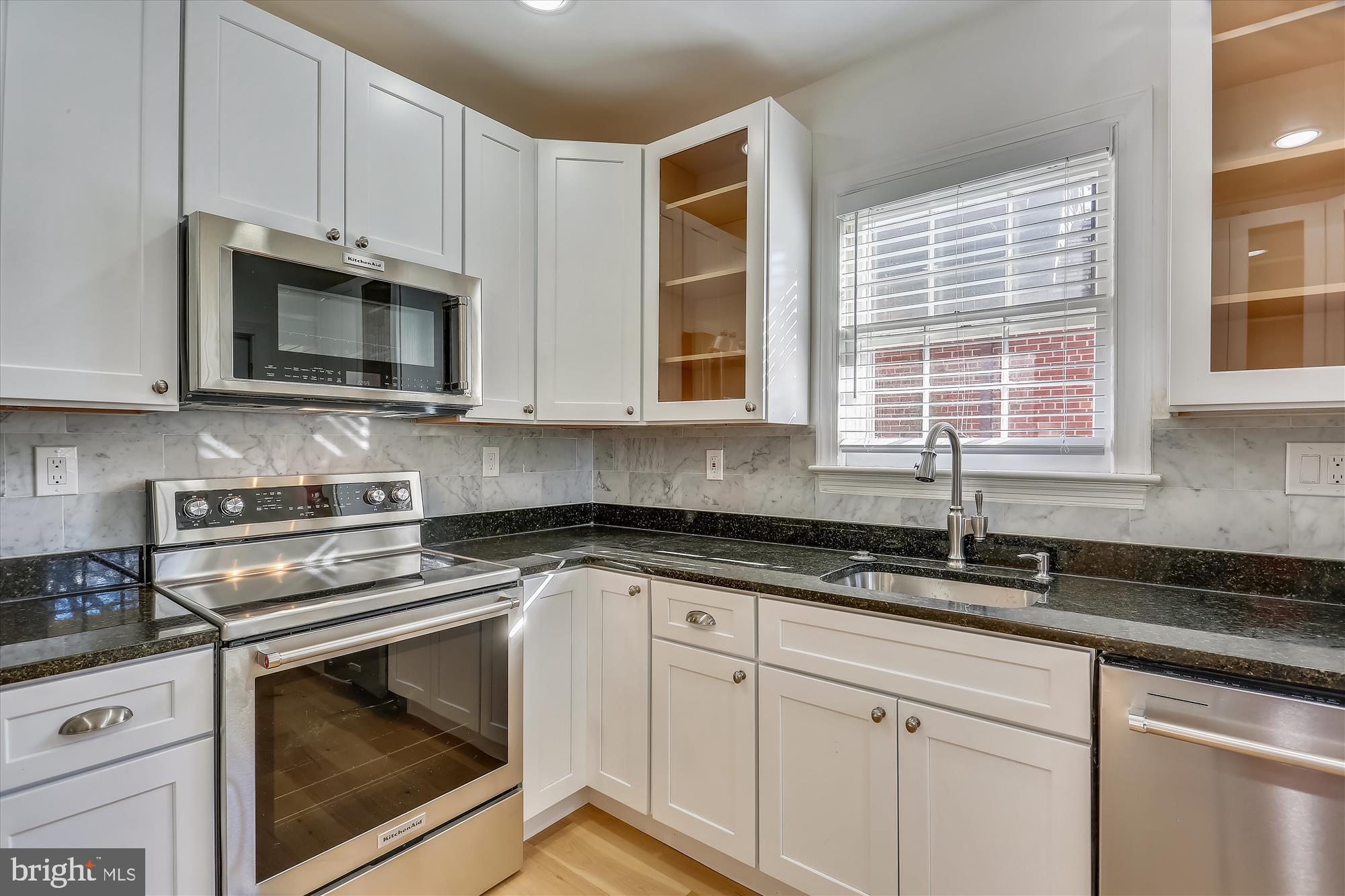 SONOMA - Residential Lease