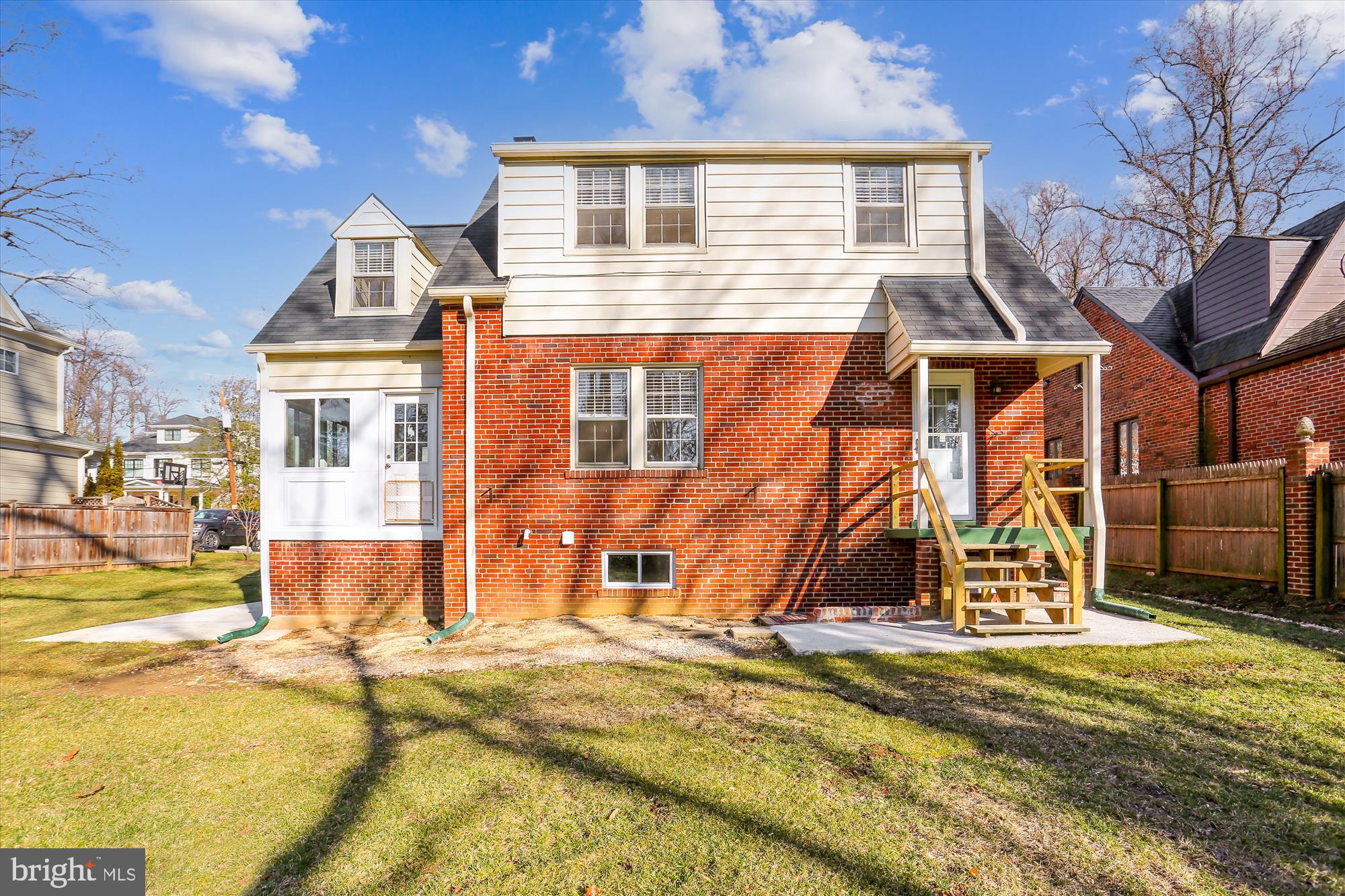 SONOMA - Residential Lease