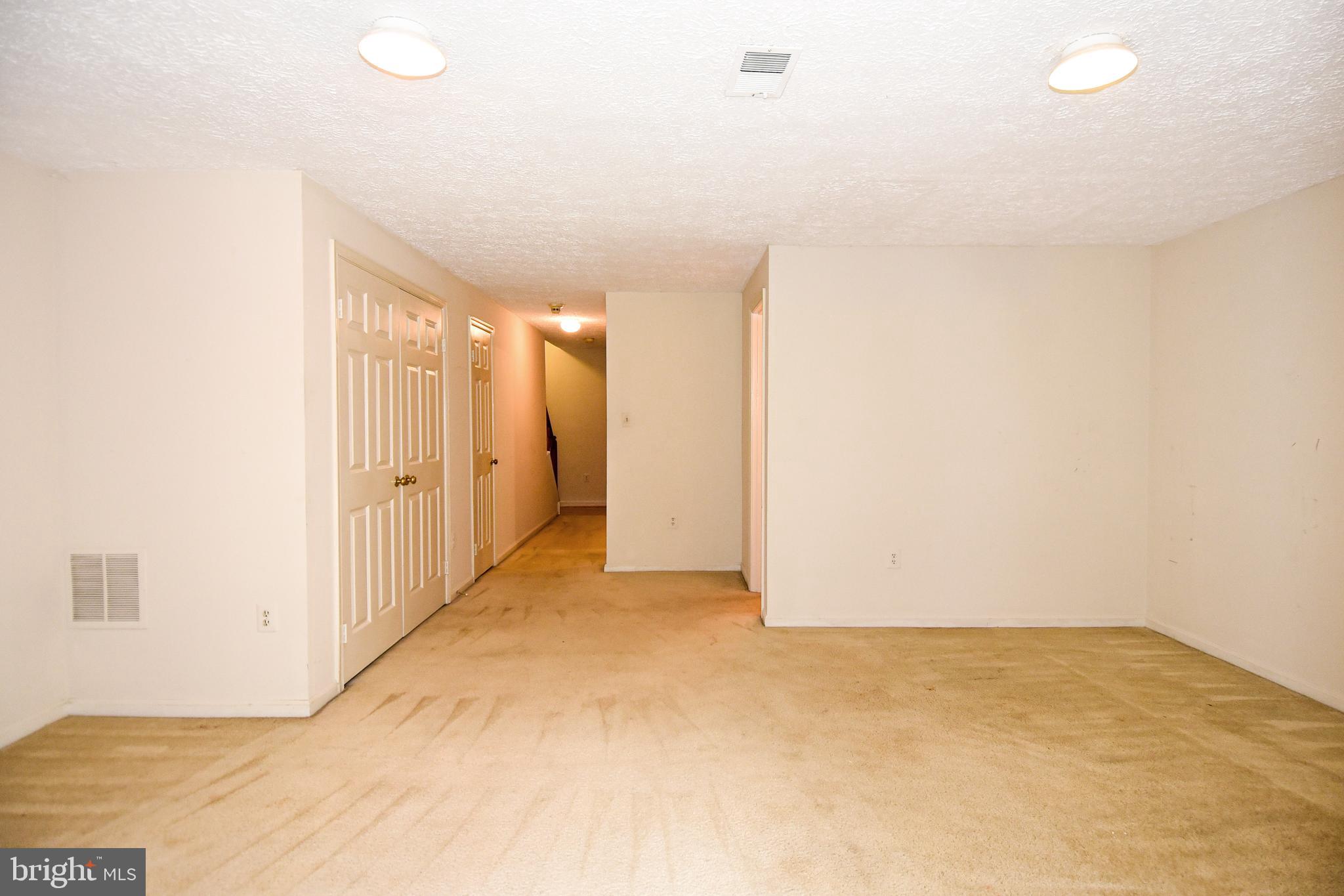 MONTCLAIR - Residential