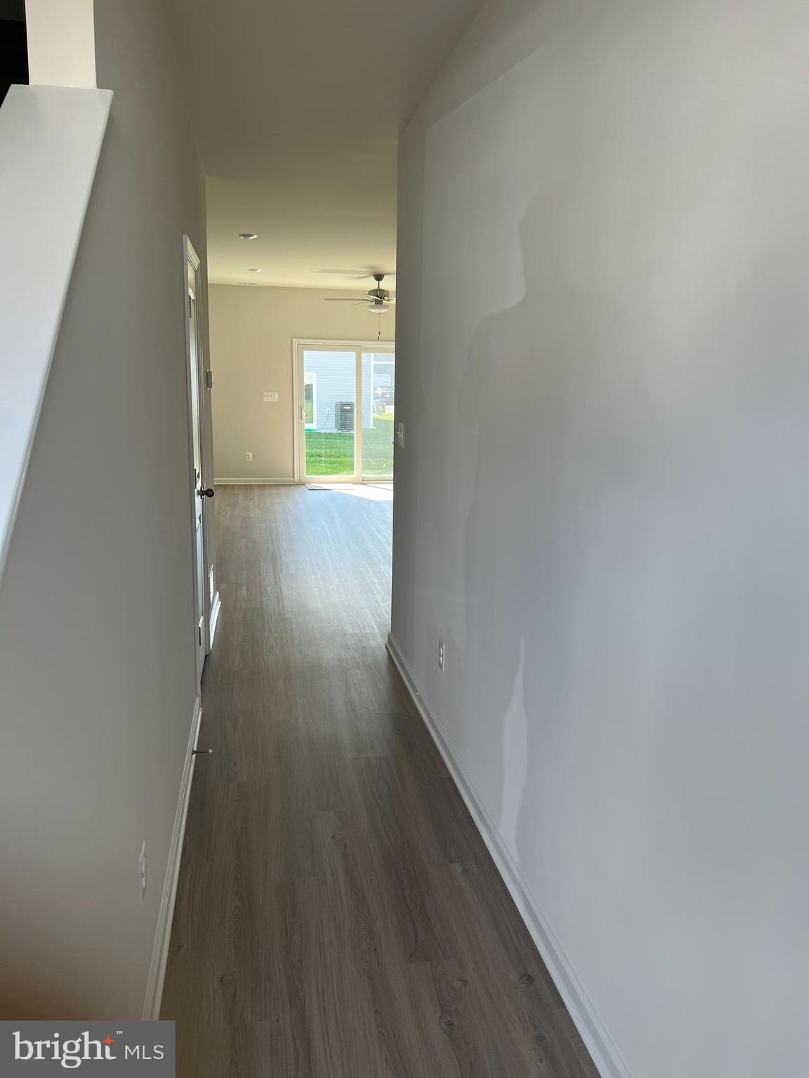 HOMEPLACE AT RIVERSIDE - Residential Lease