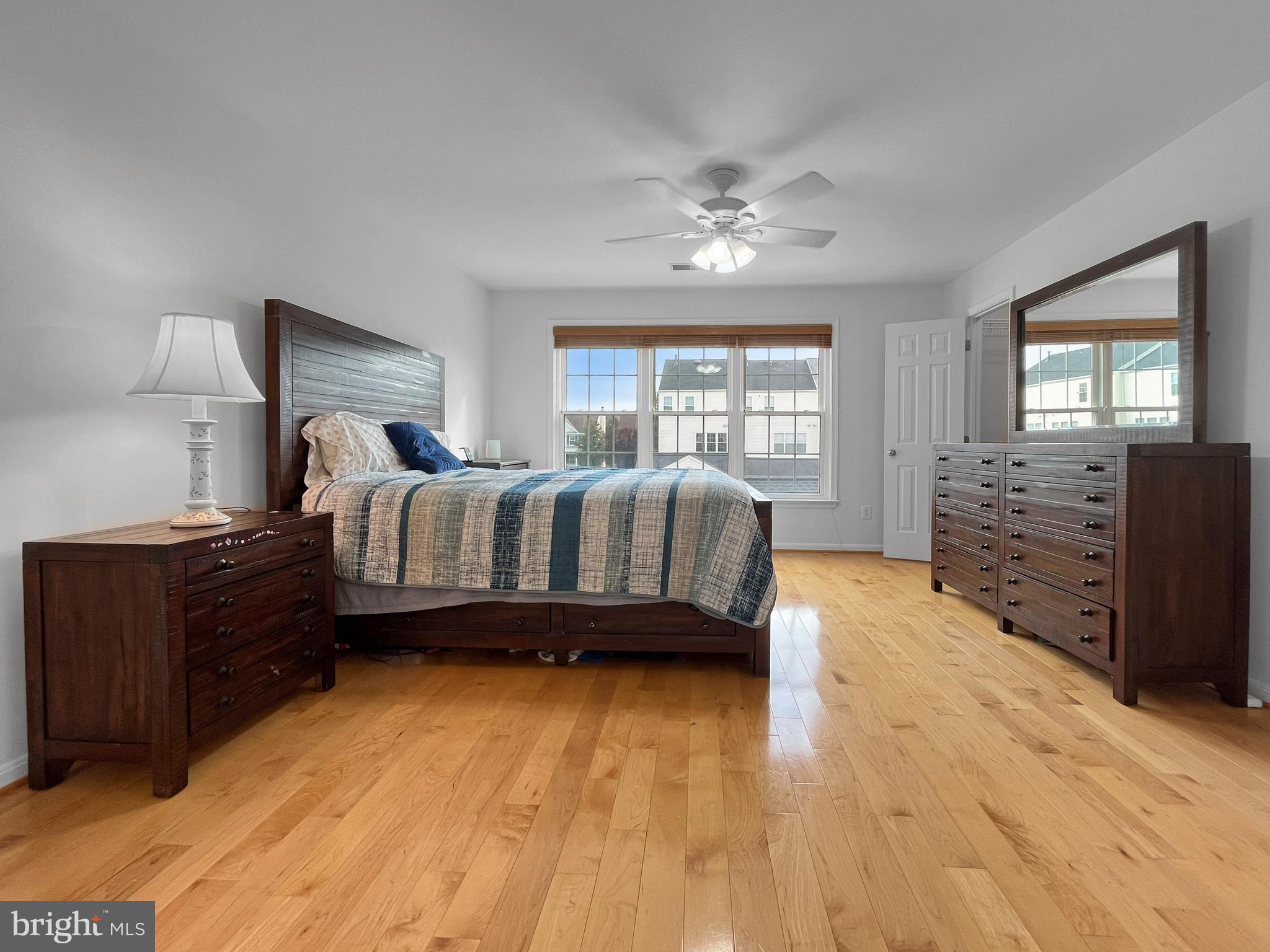 SOUTH RIDING - Residential