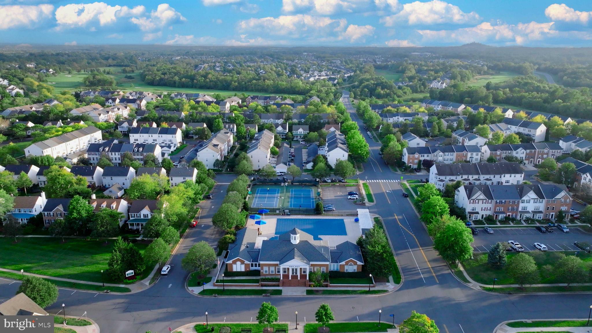 SOUTH RIDING - Residential