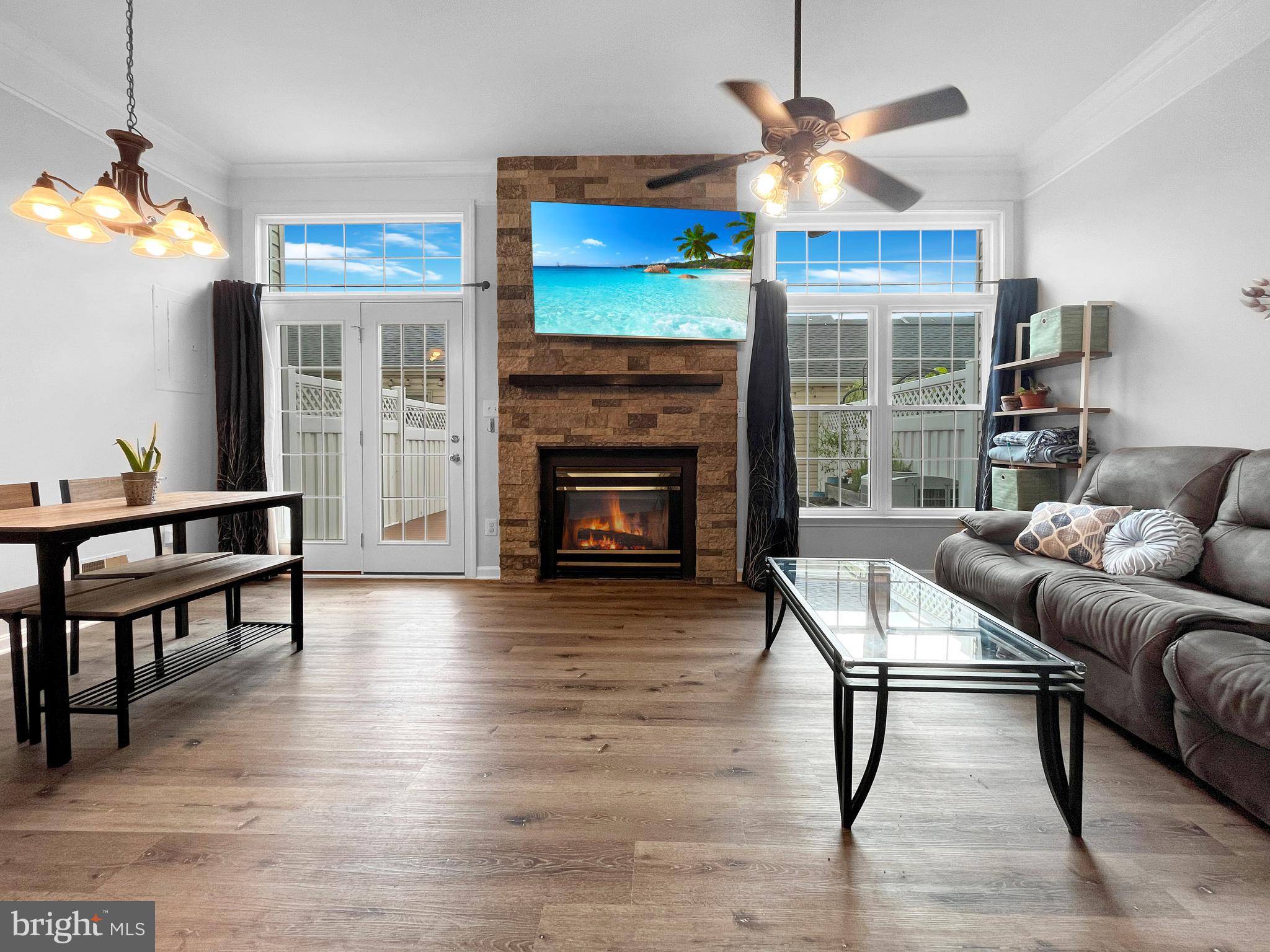 SOUTH RIDING - Residential