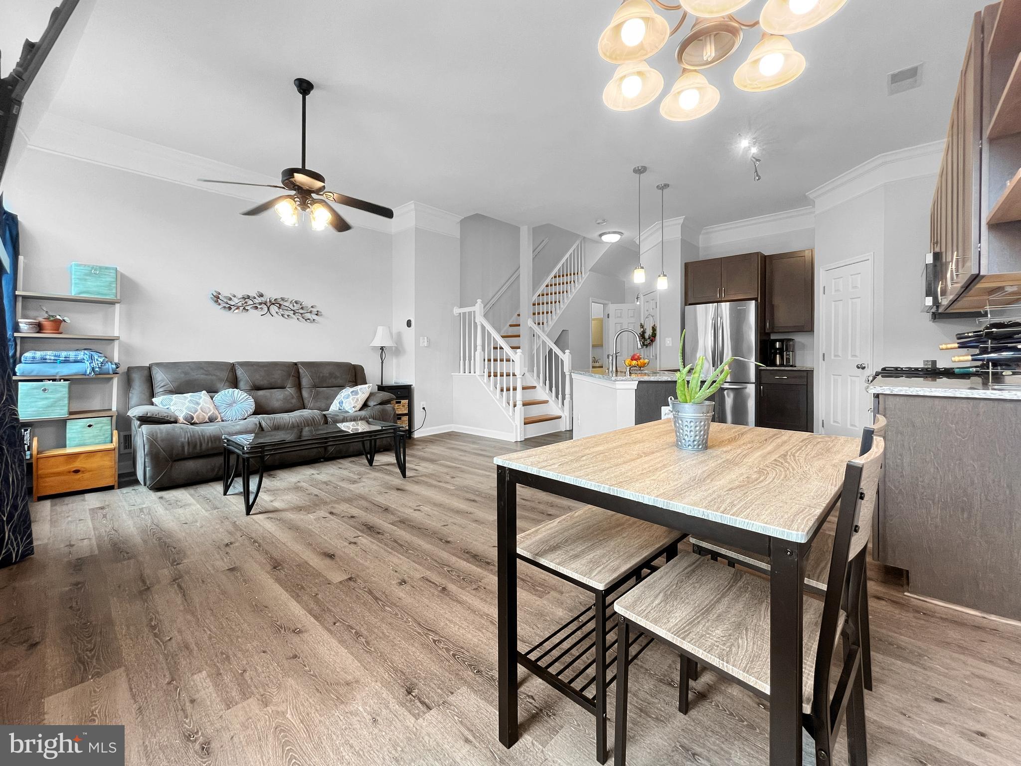 SOUTH RIDING - Residential