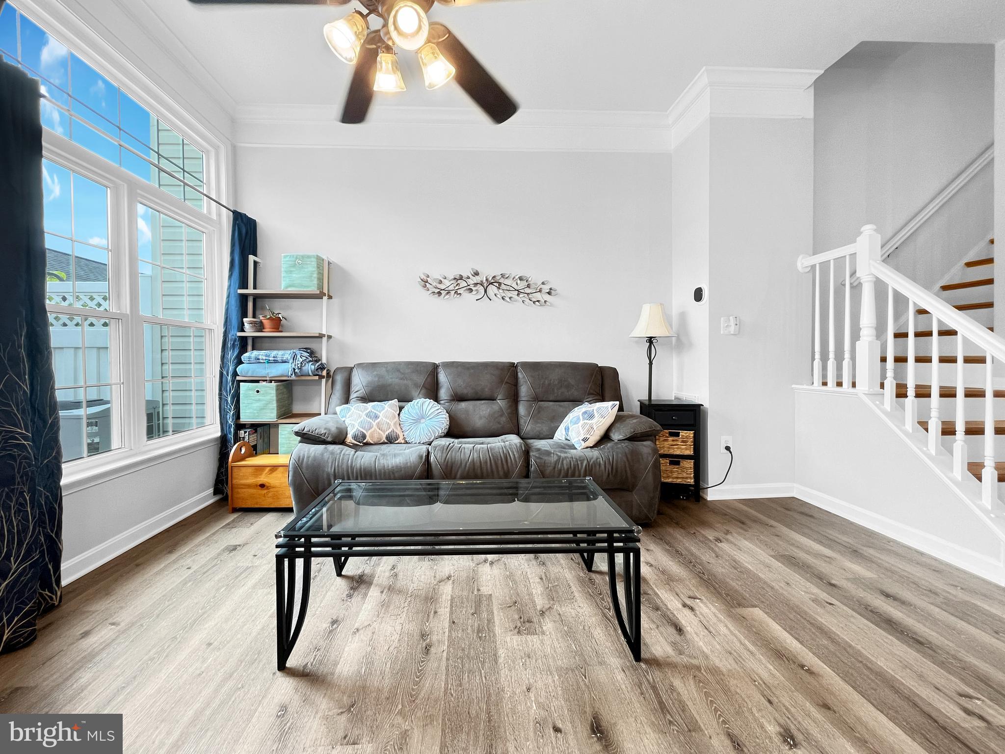 SOUTH RIDING - Residential