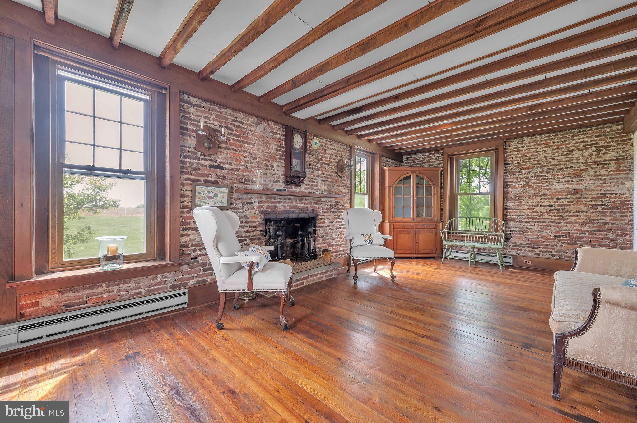 CHESHIRE HUNT - Residential