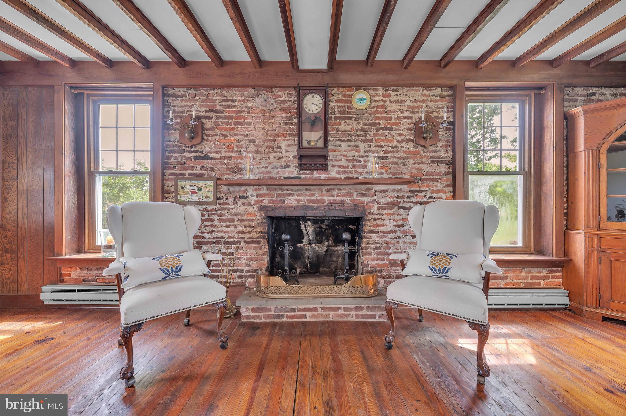 CHESHIRE HUNT - Residential