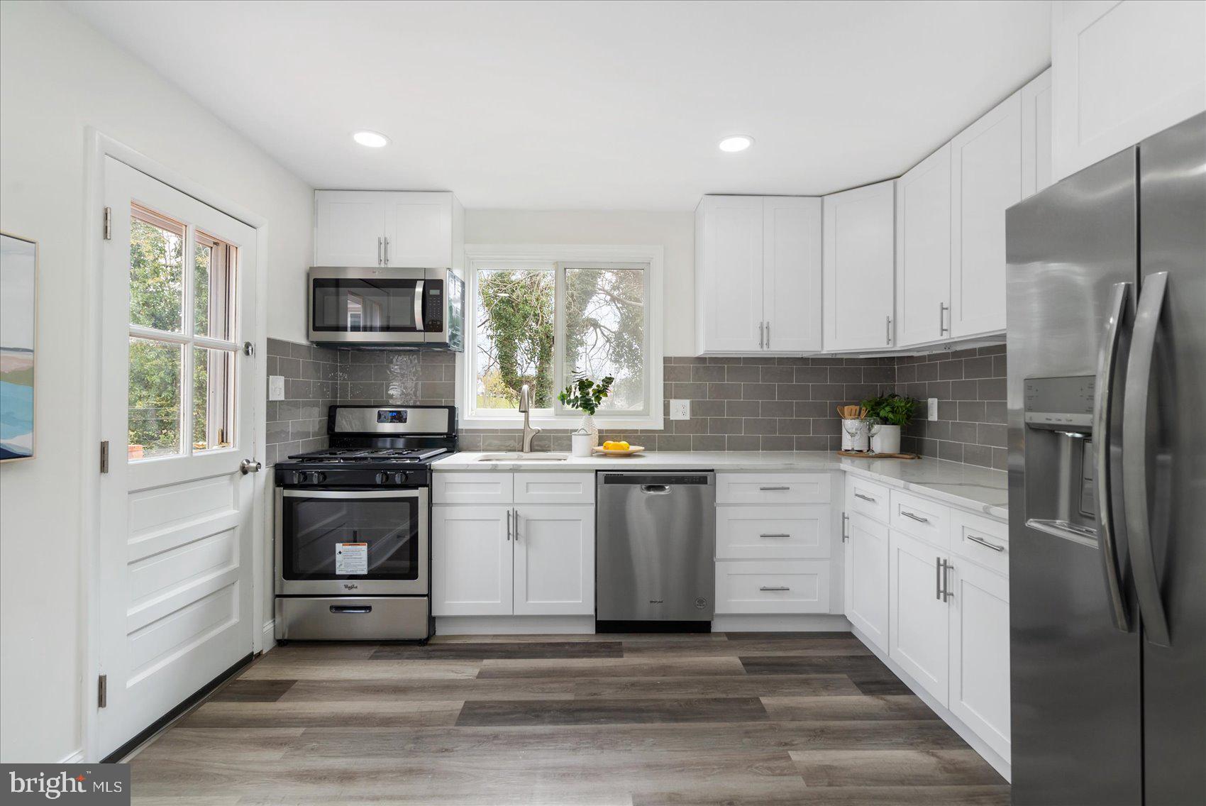 GRINDON LITTLE FARMS - Residential