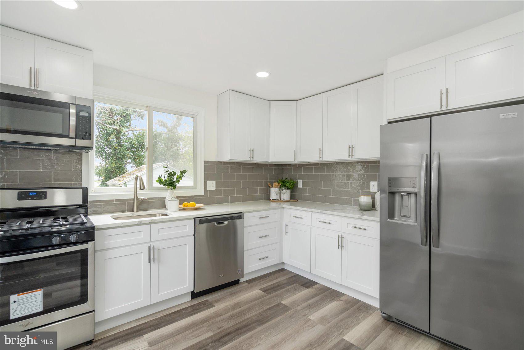 GRINDON LITTLE FARMS - Residential