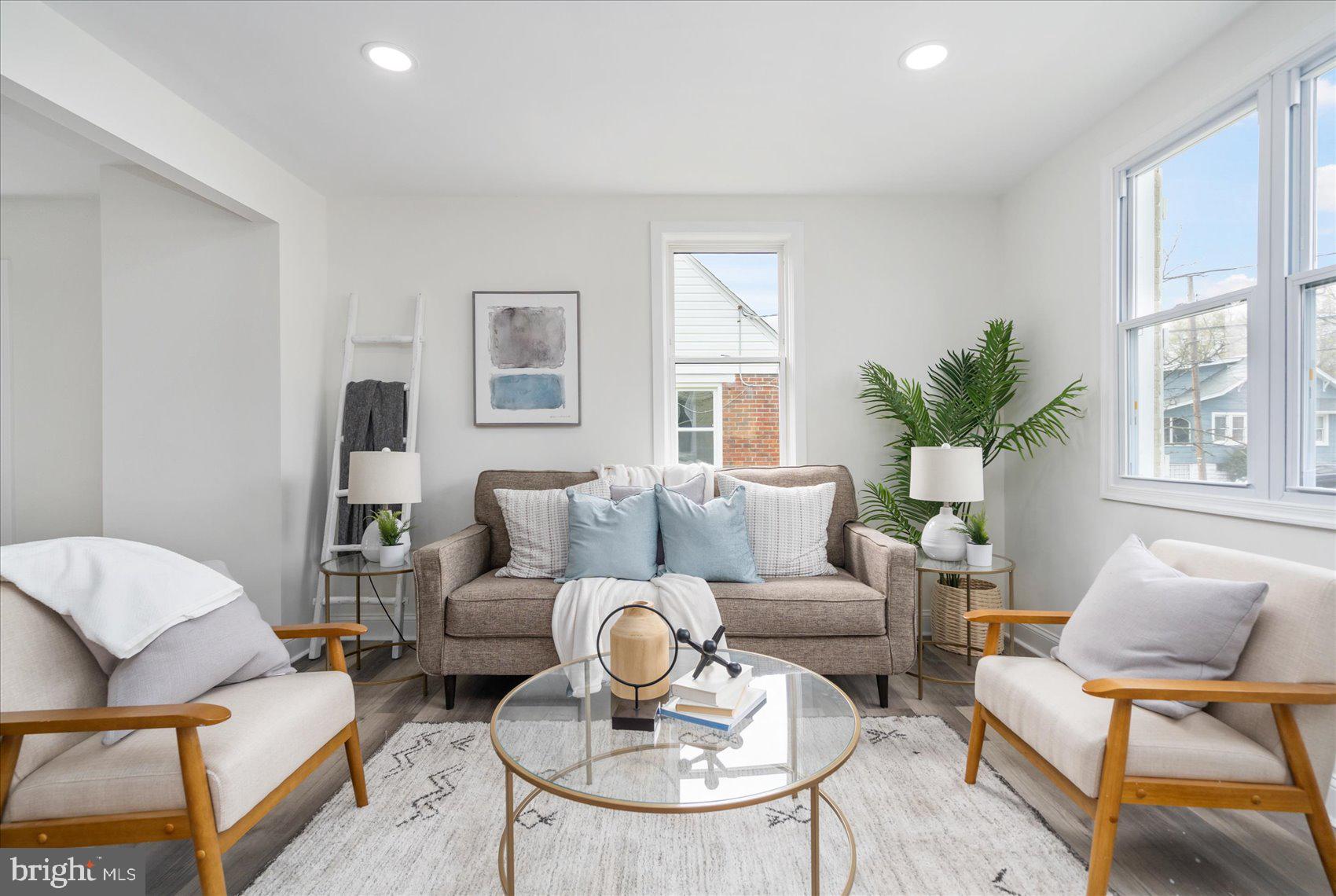 GRINDON LITTLE FARMS - Residential