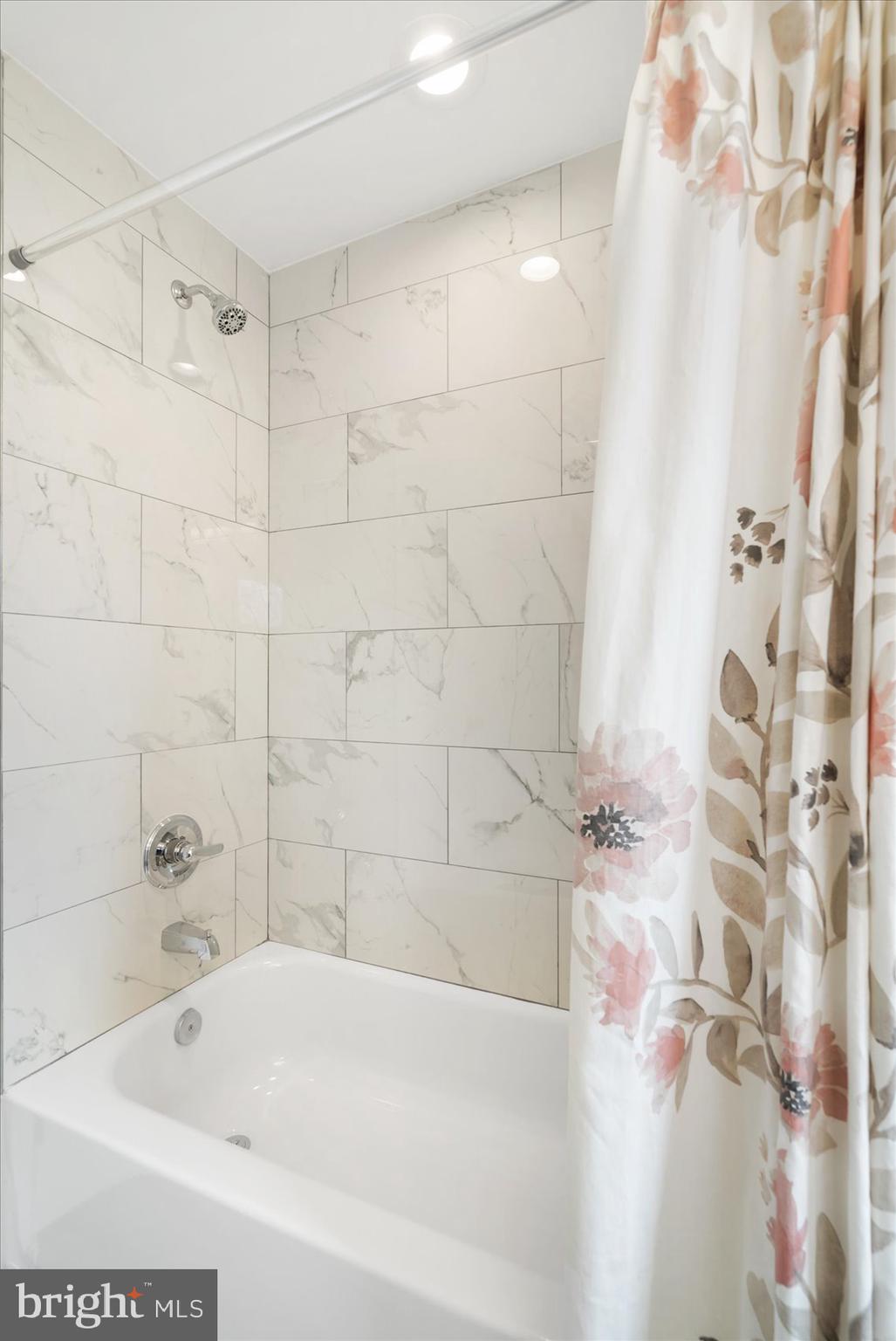 GRINDON LITTLE FARMS - Residential