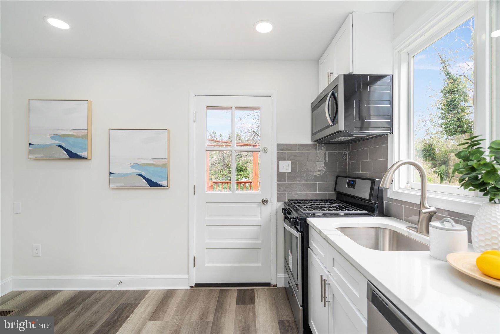 GRINDON LITTLE FARMS - Residential