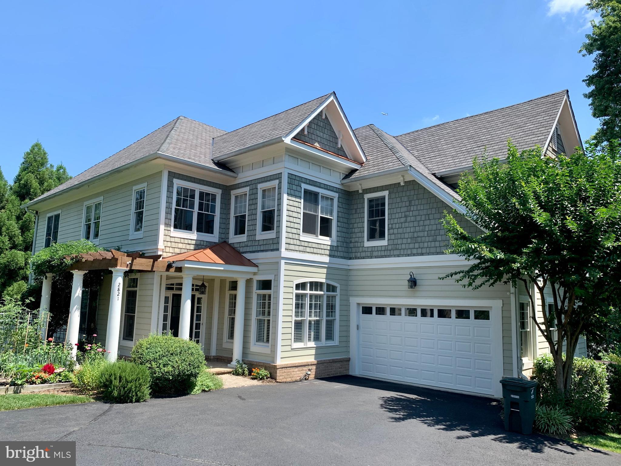 MAYWOOD - Residential