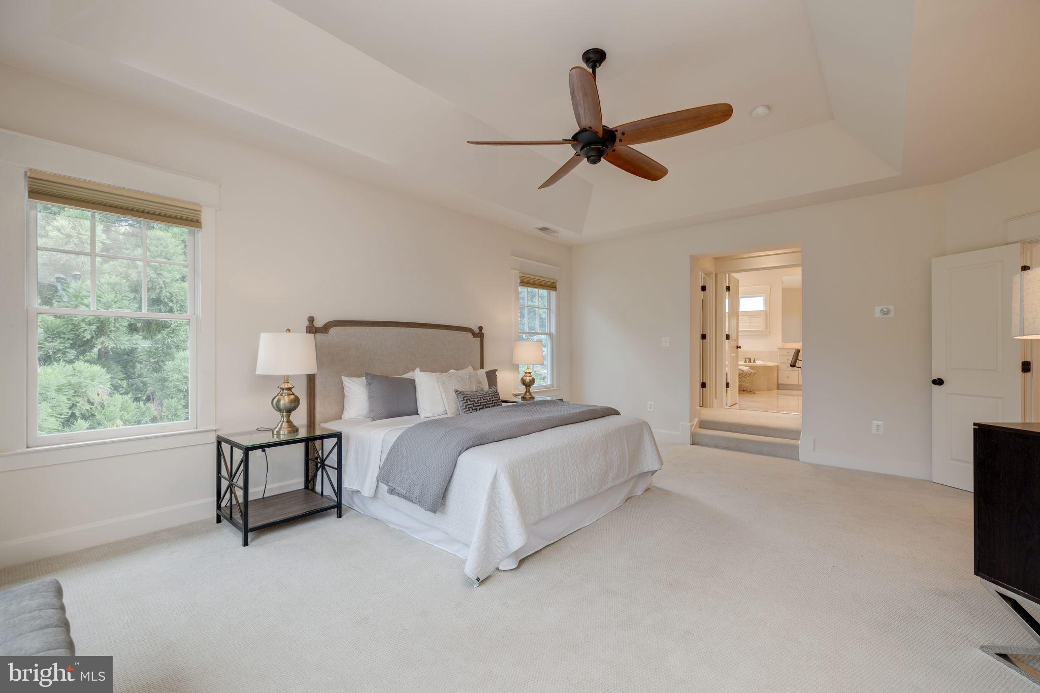 MAYWOOD - Residential