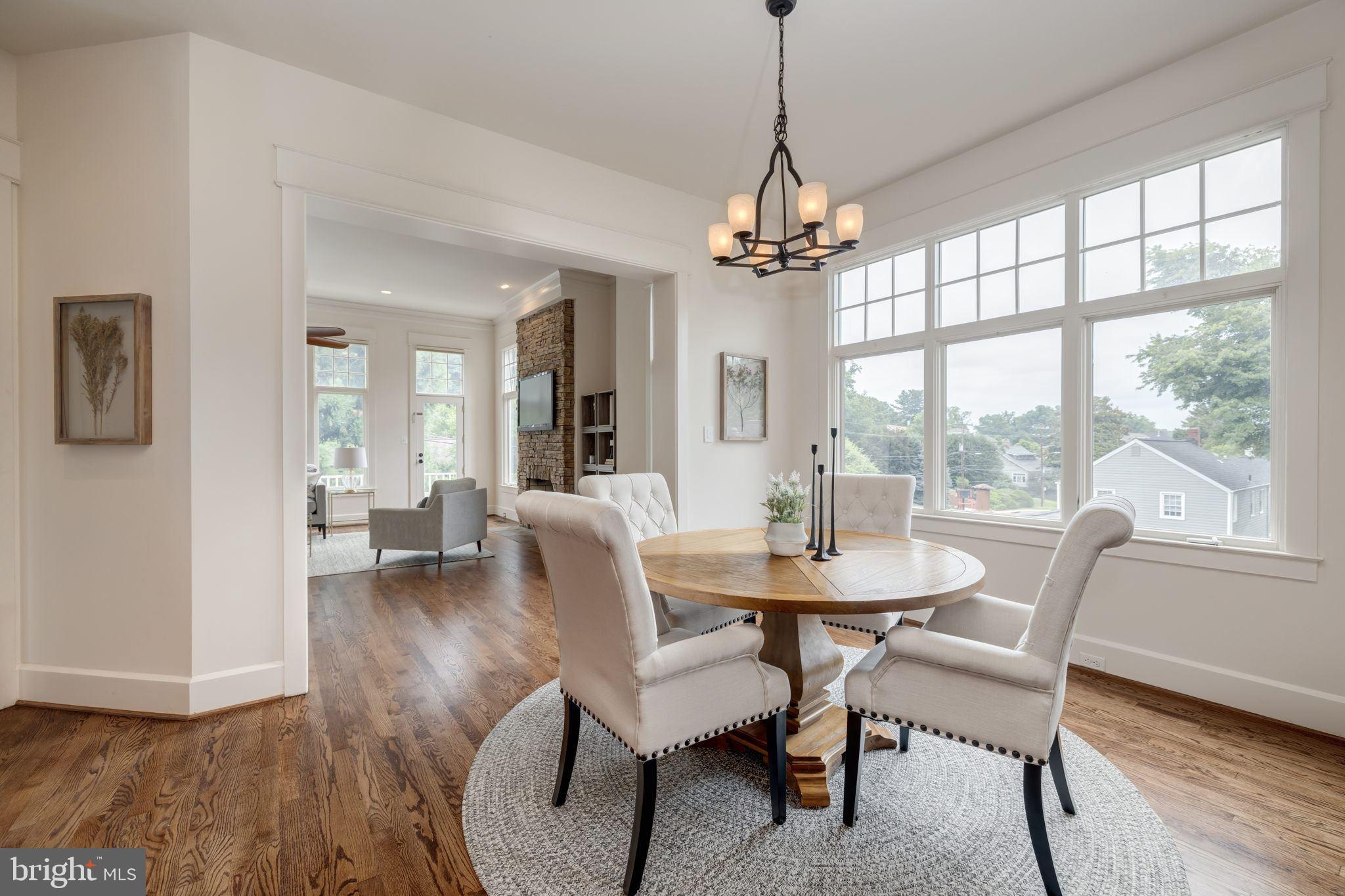 MAYWOOD - Residential