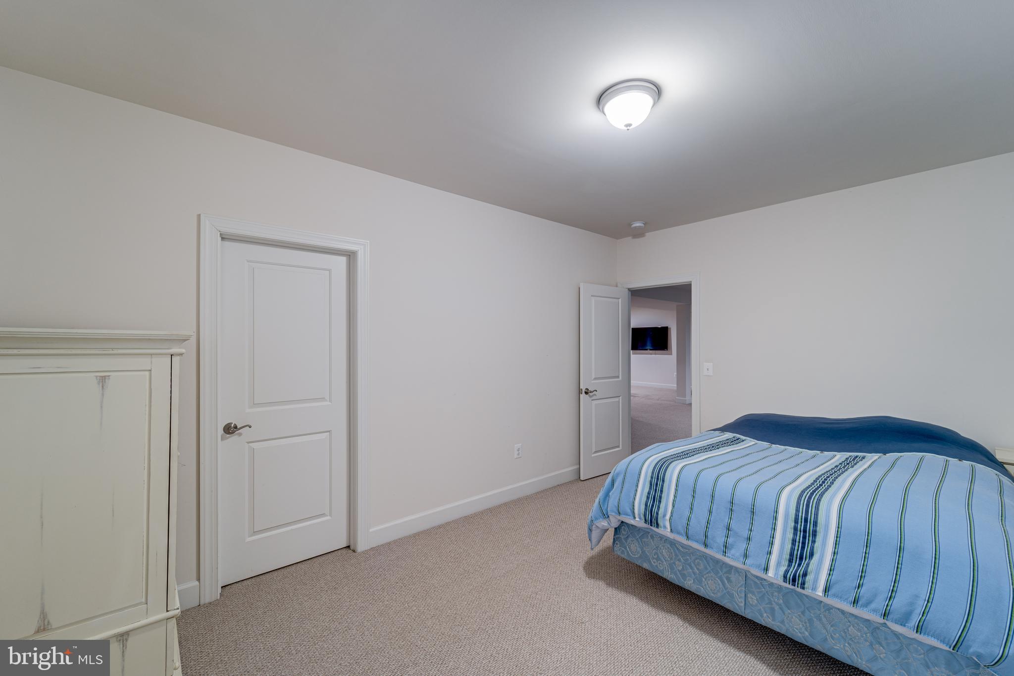 VIRGINIA FOREST - Residential