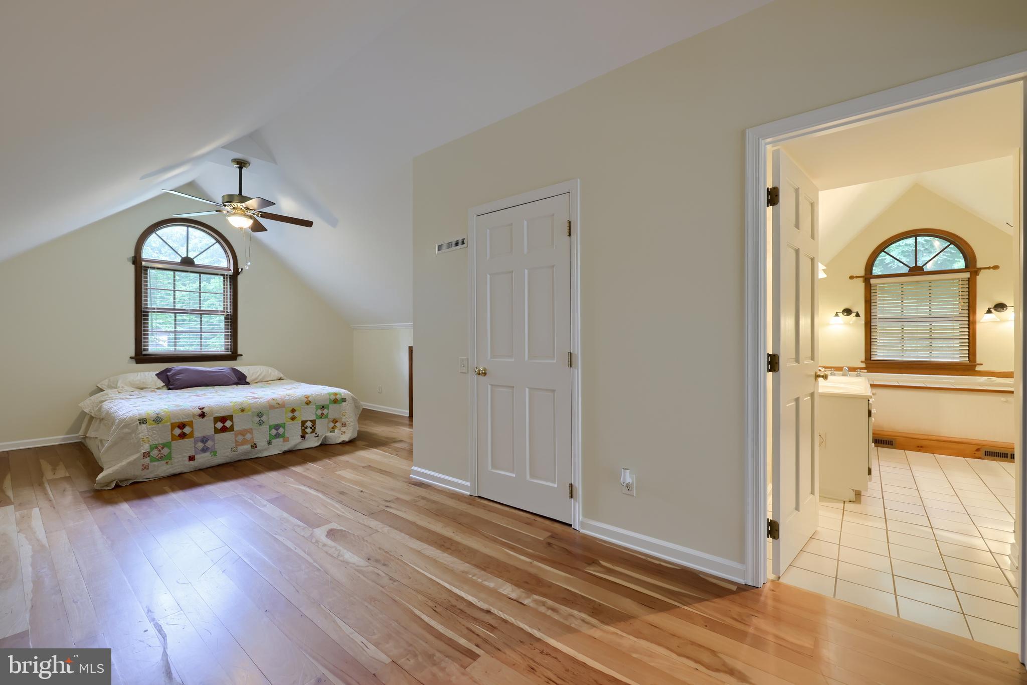 LAKEWOOD ESTATES - Residential