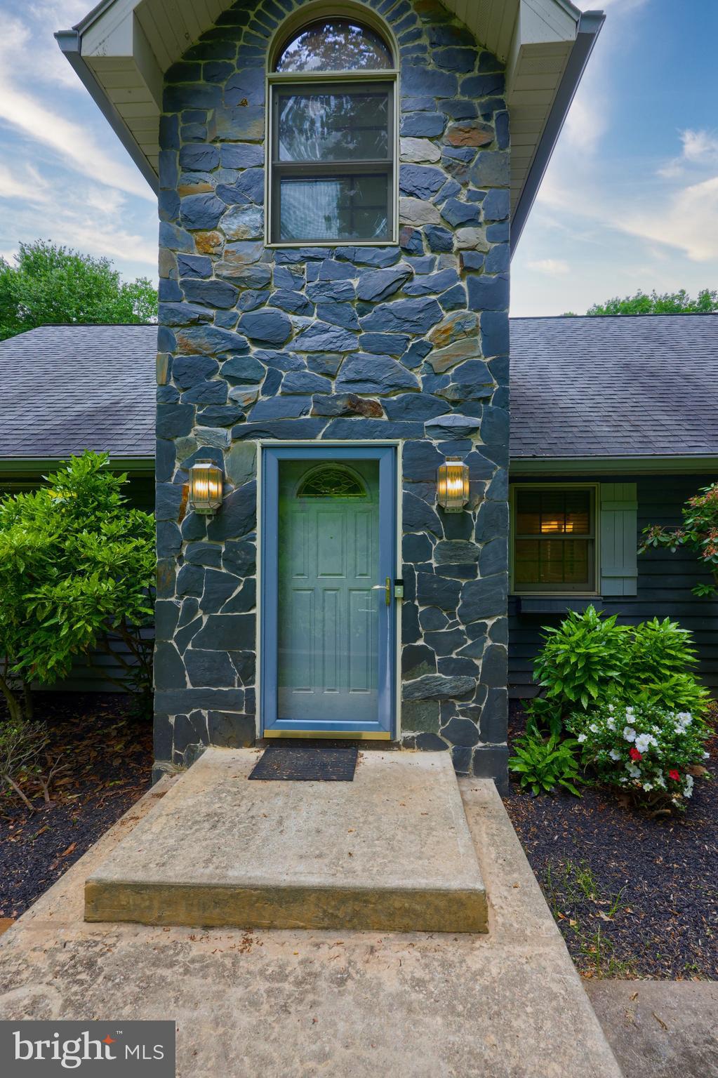 LAKEWOOD ESTATES - Residential