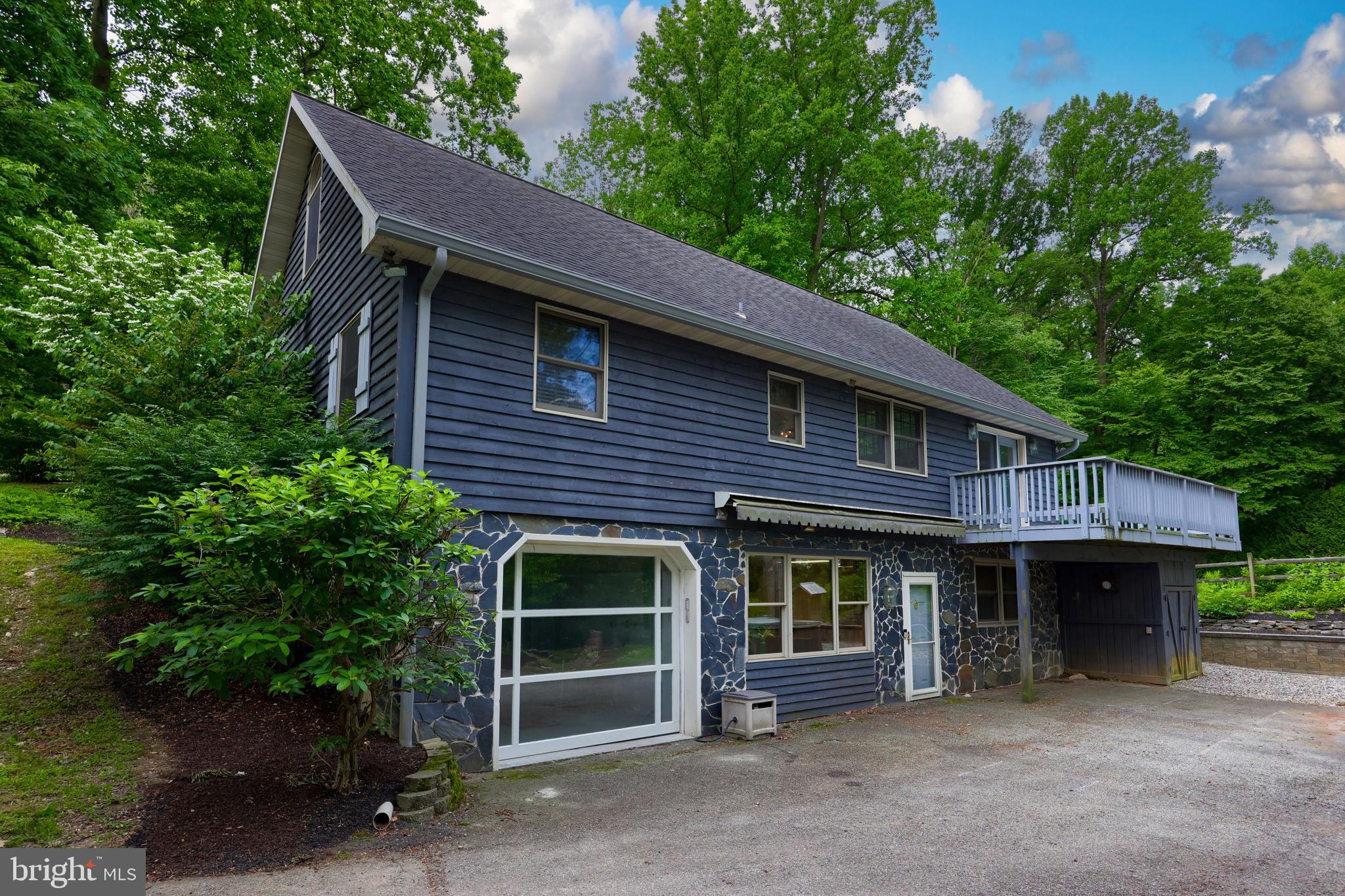 LAKEWOOD ESTATES - Residential