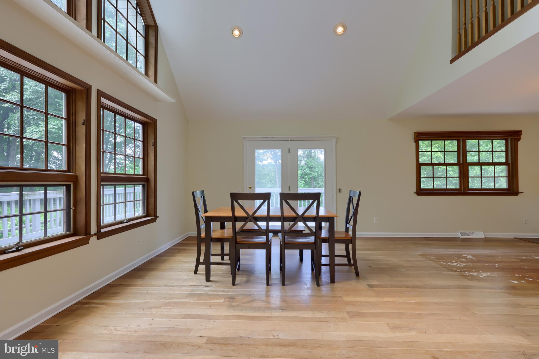 LAKEWOOD ESTATES - Residential