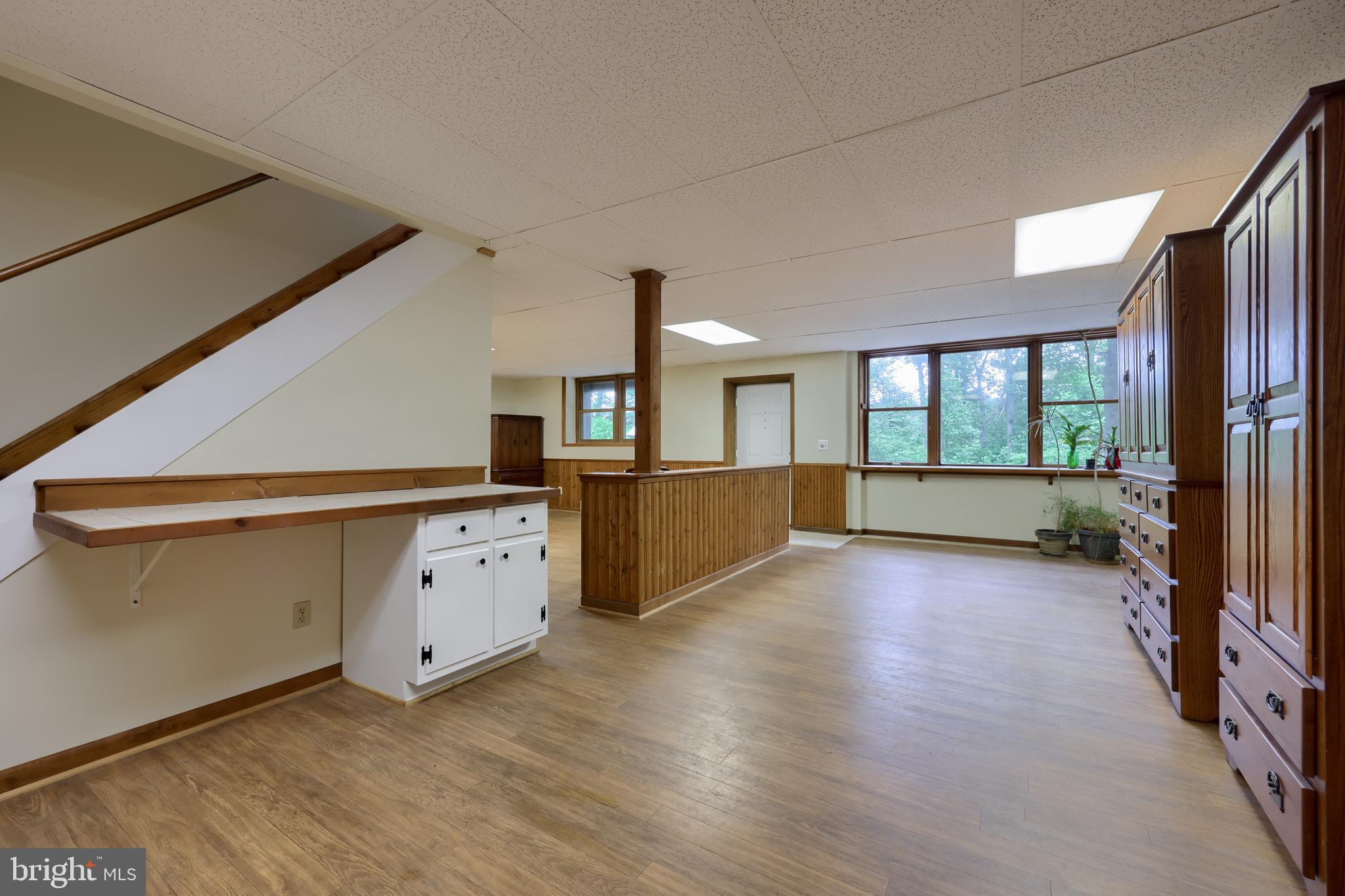 LAKEWOOD ESTATES - Residential