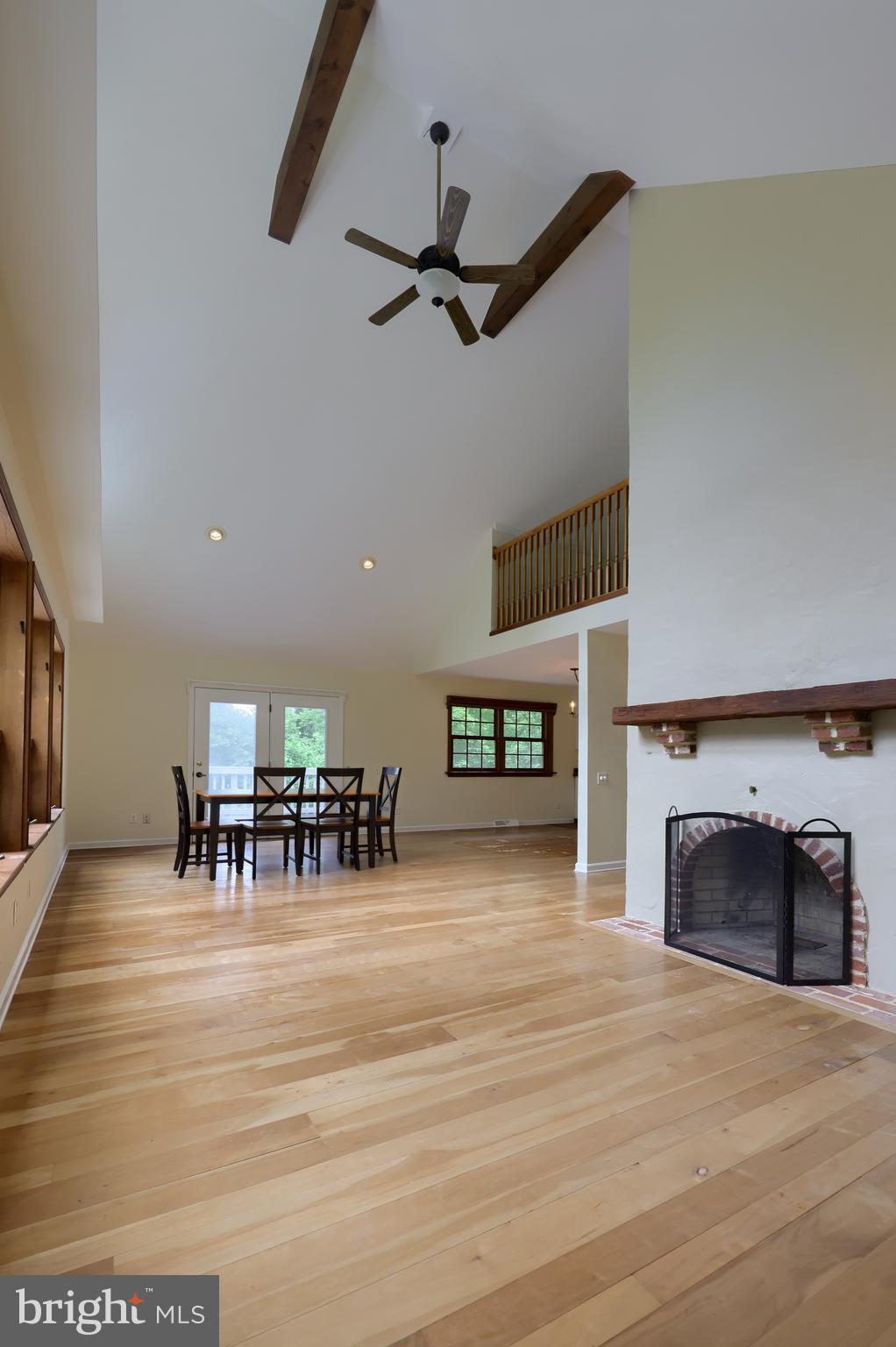 LAKEWOOD ESTATES - Residential