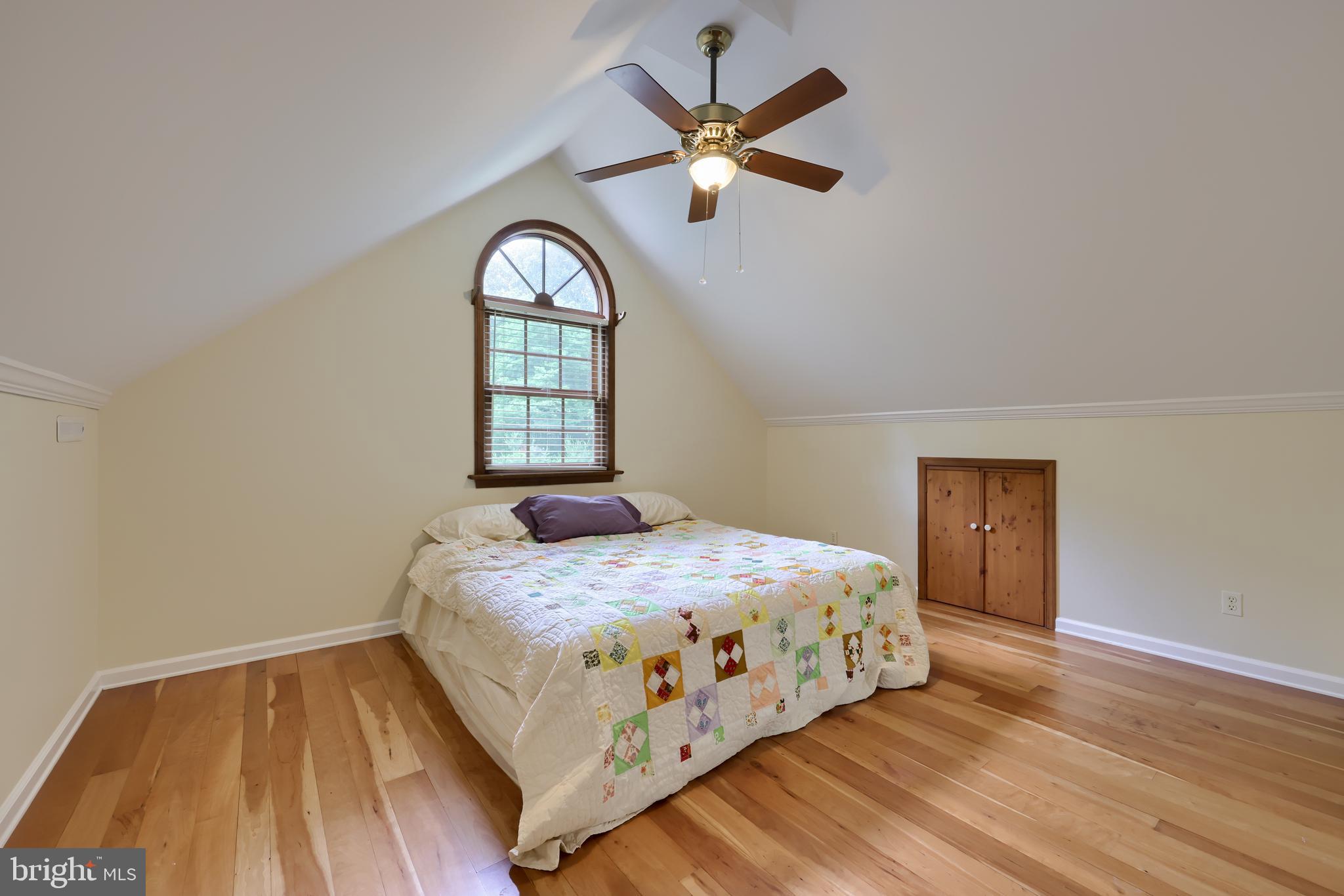 LAKEWOOD ESTATES - Residential