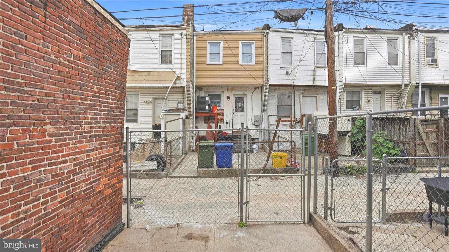ELWOOD PARK - Residential