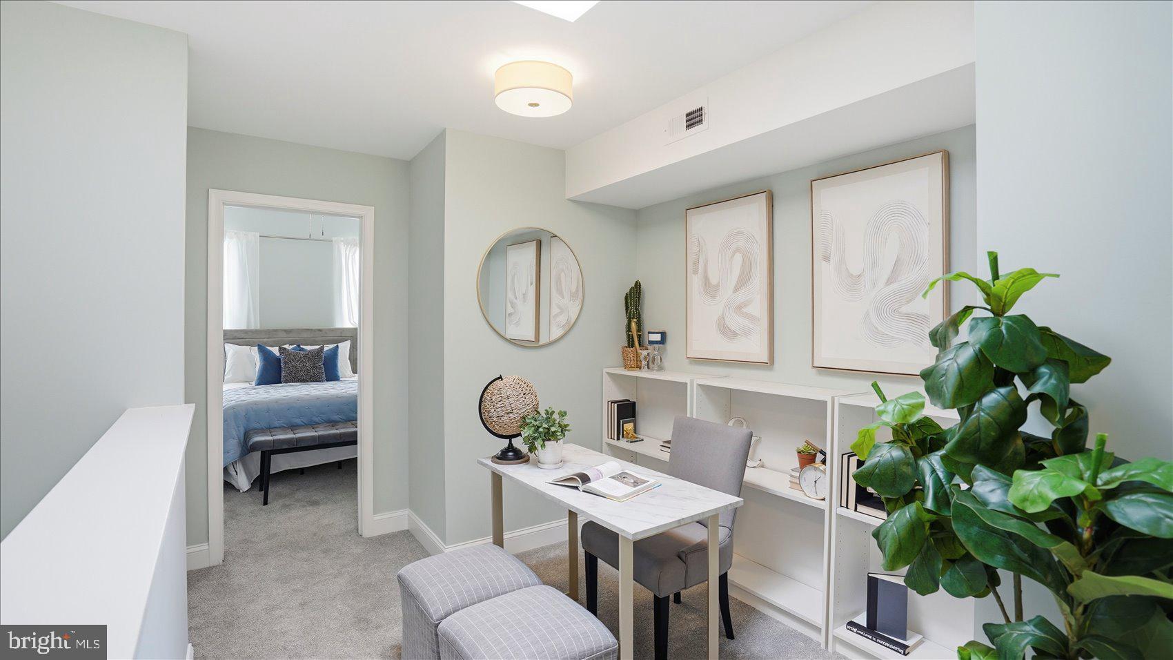 ELWOOD PARK - Residential