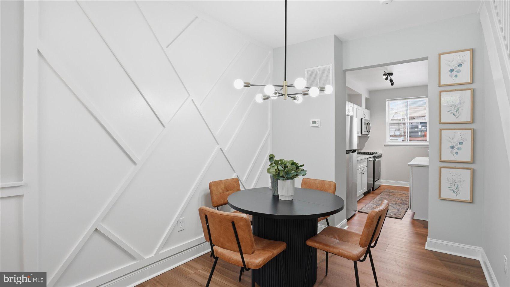 ELWOOD PARK - Residential