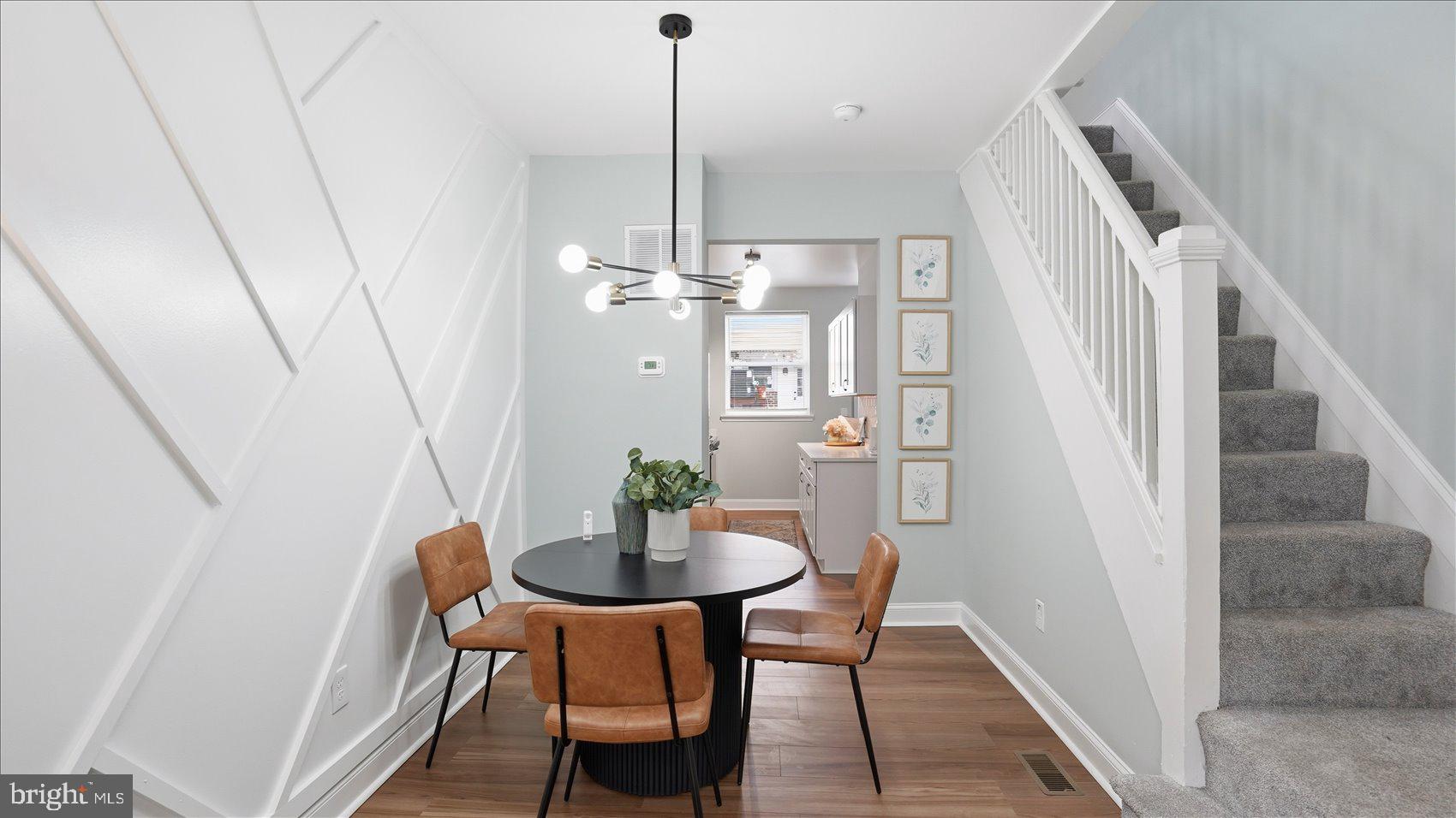 ELWOOD PARK - Residential