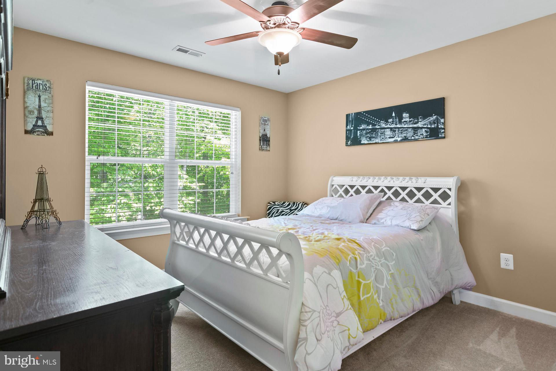 HOLLYBROOK FARM SUB - Residential