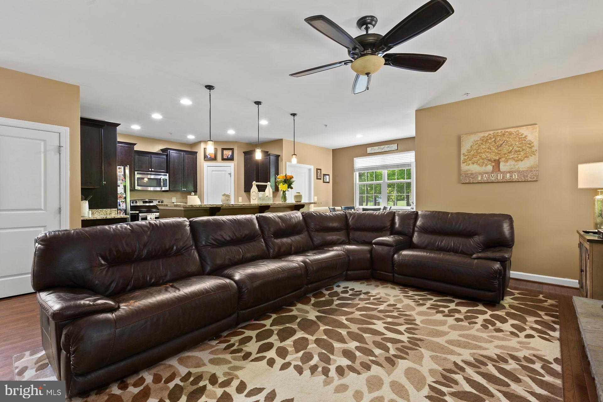 HOLLYBROOK FARM SUB - Residential