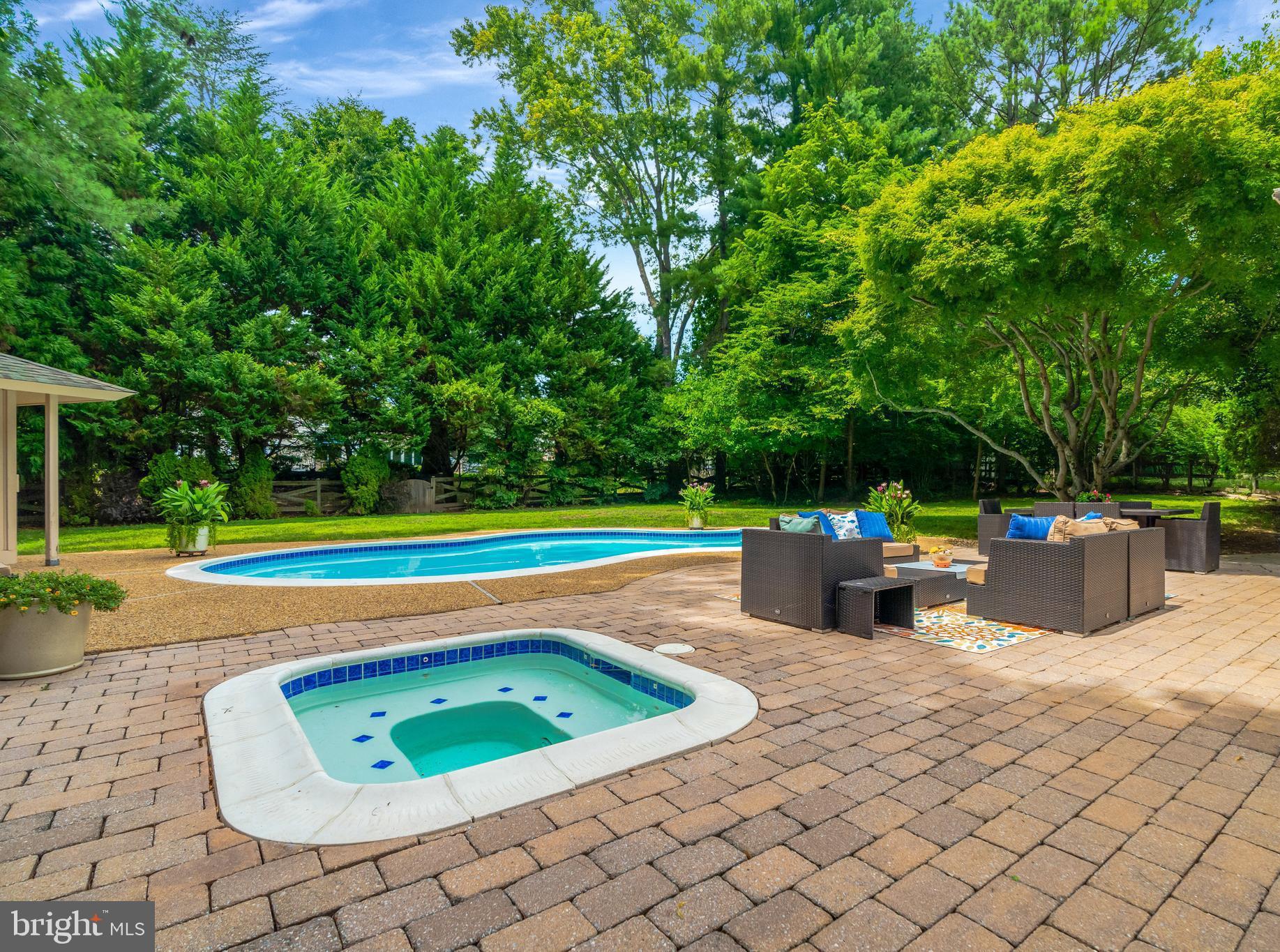 CARPERS FARM - Residential