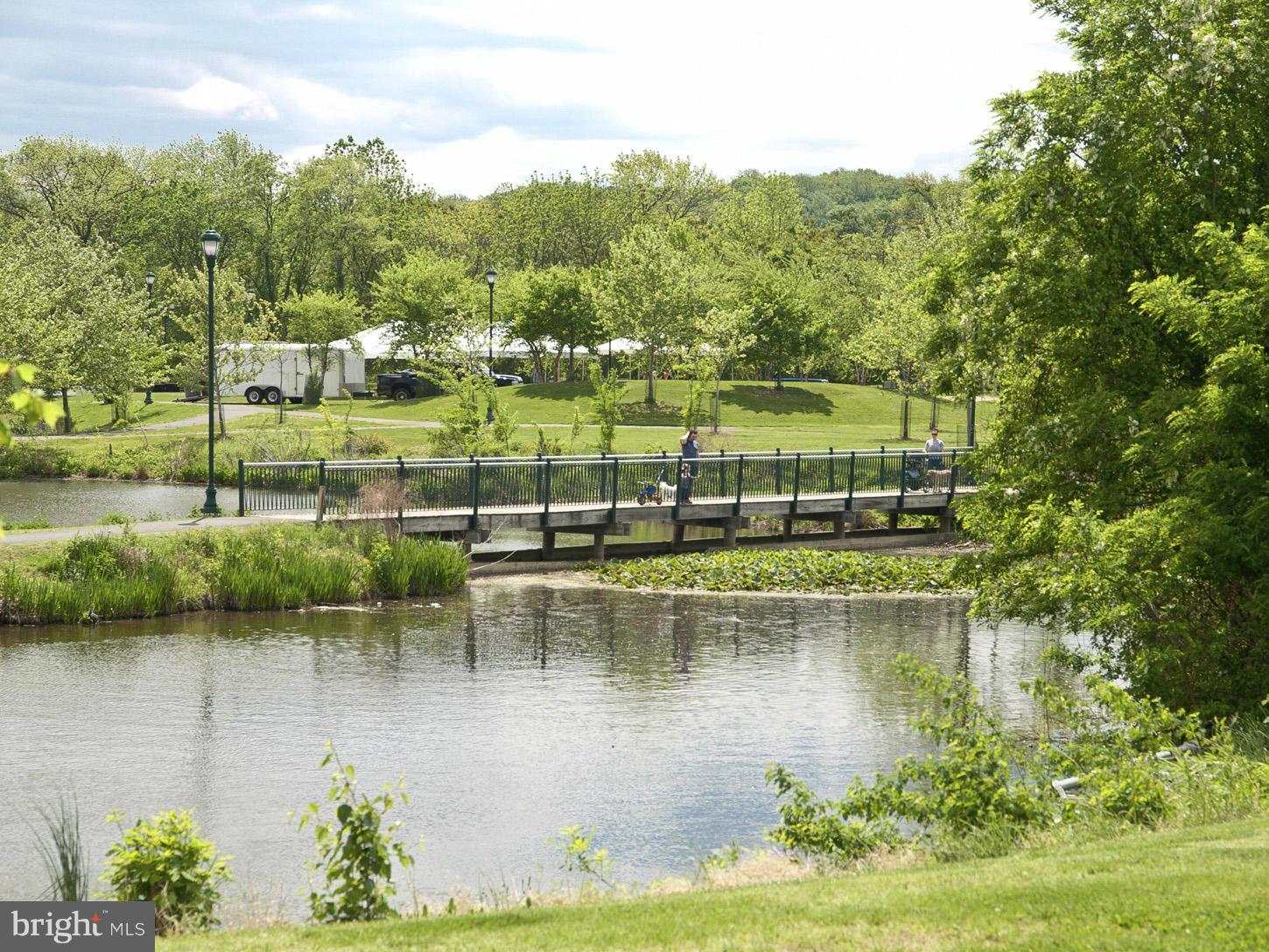 CAMERON STATION - Residential Lease