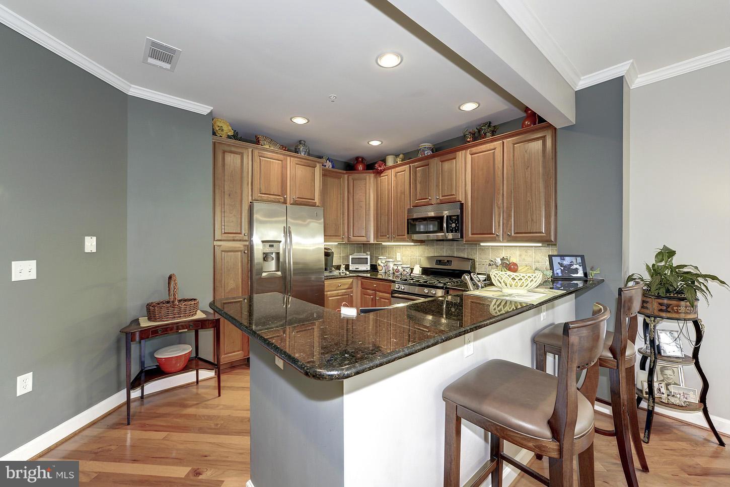 CAMERON STATION - Residential Lease