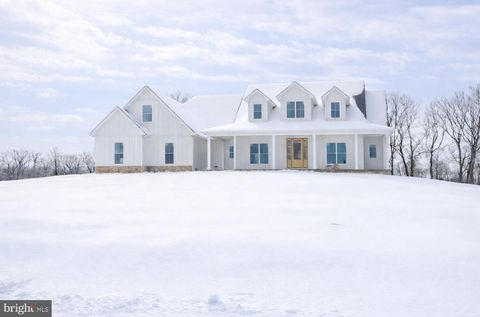 17 MISTLETOE LANE HARPERS FERRY WV 25425