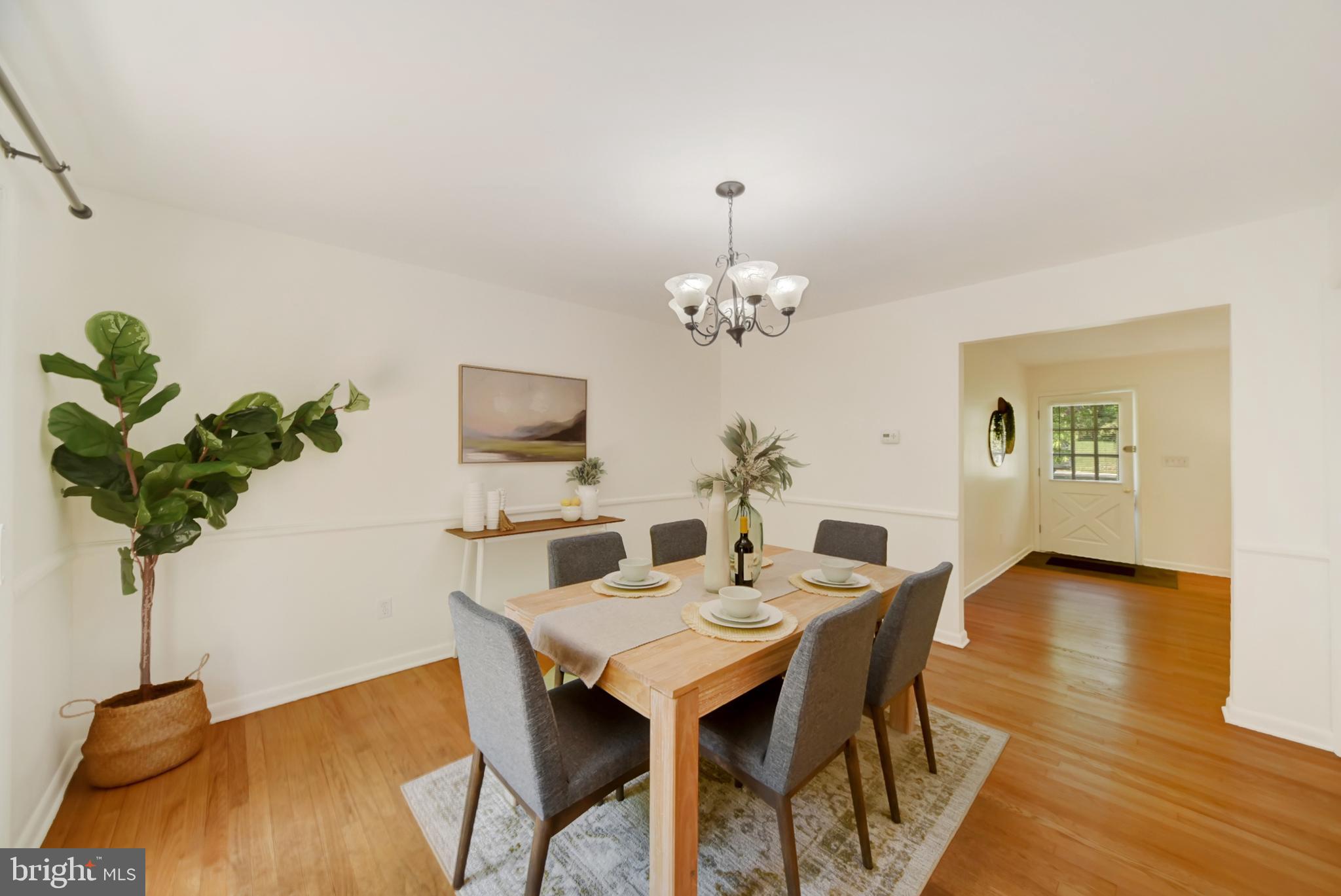 TEN HILLS - Residential