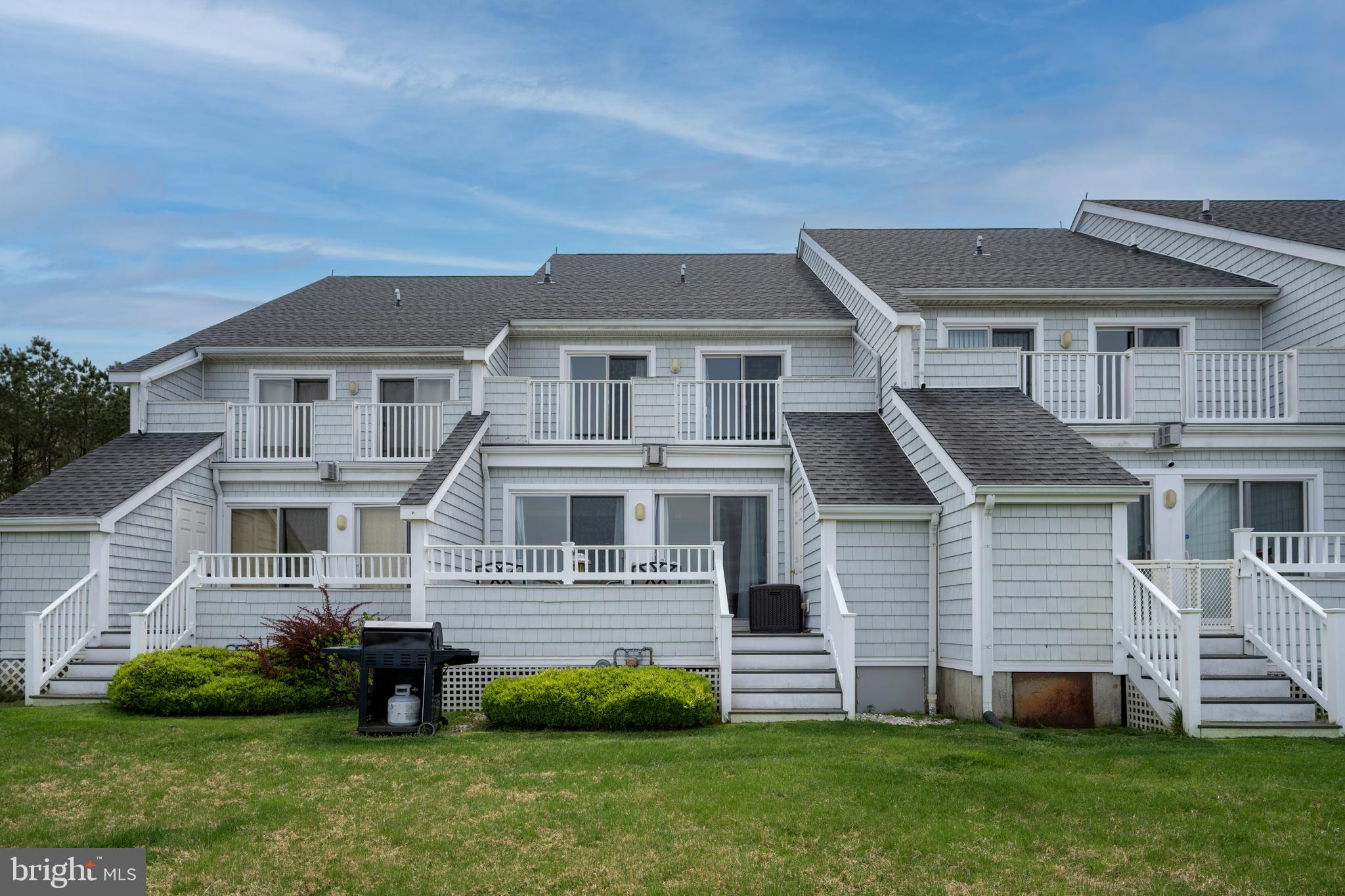 9717 VILLAGE LANE 5 9709E