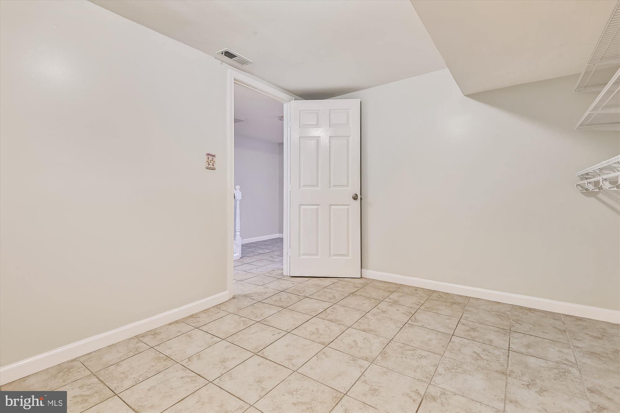 MIDDLESEX - Residential