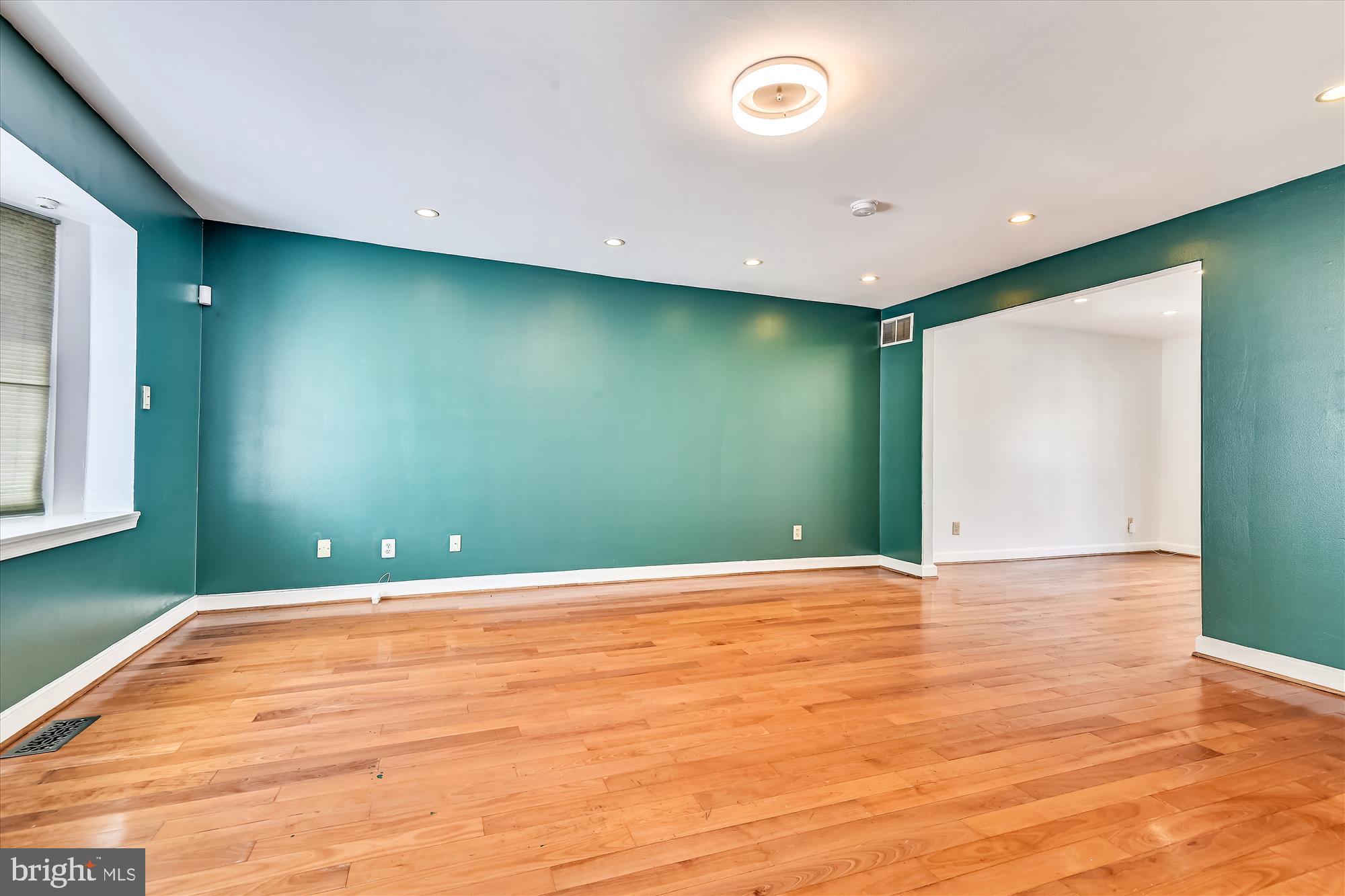 MIDDLESEX - Residential