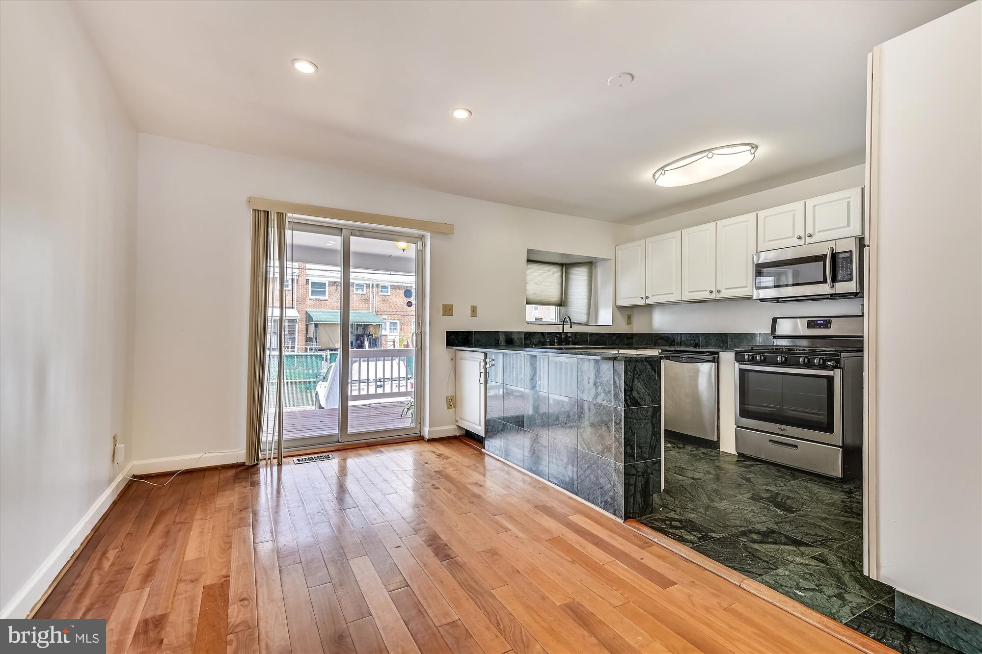 MIDDLESEX - Residential