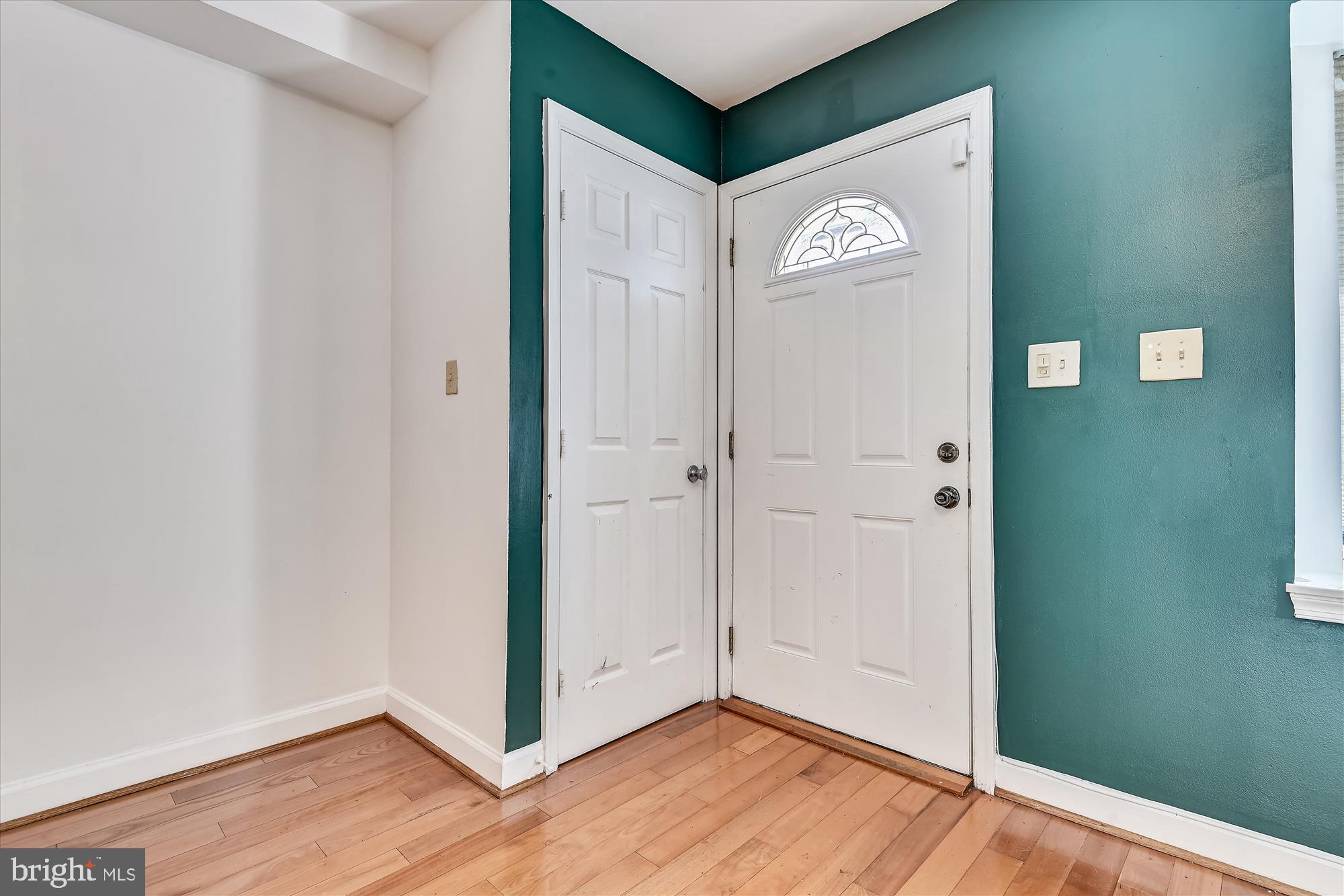 MIDDLESEX - Residential