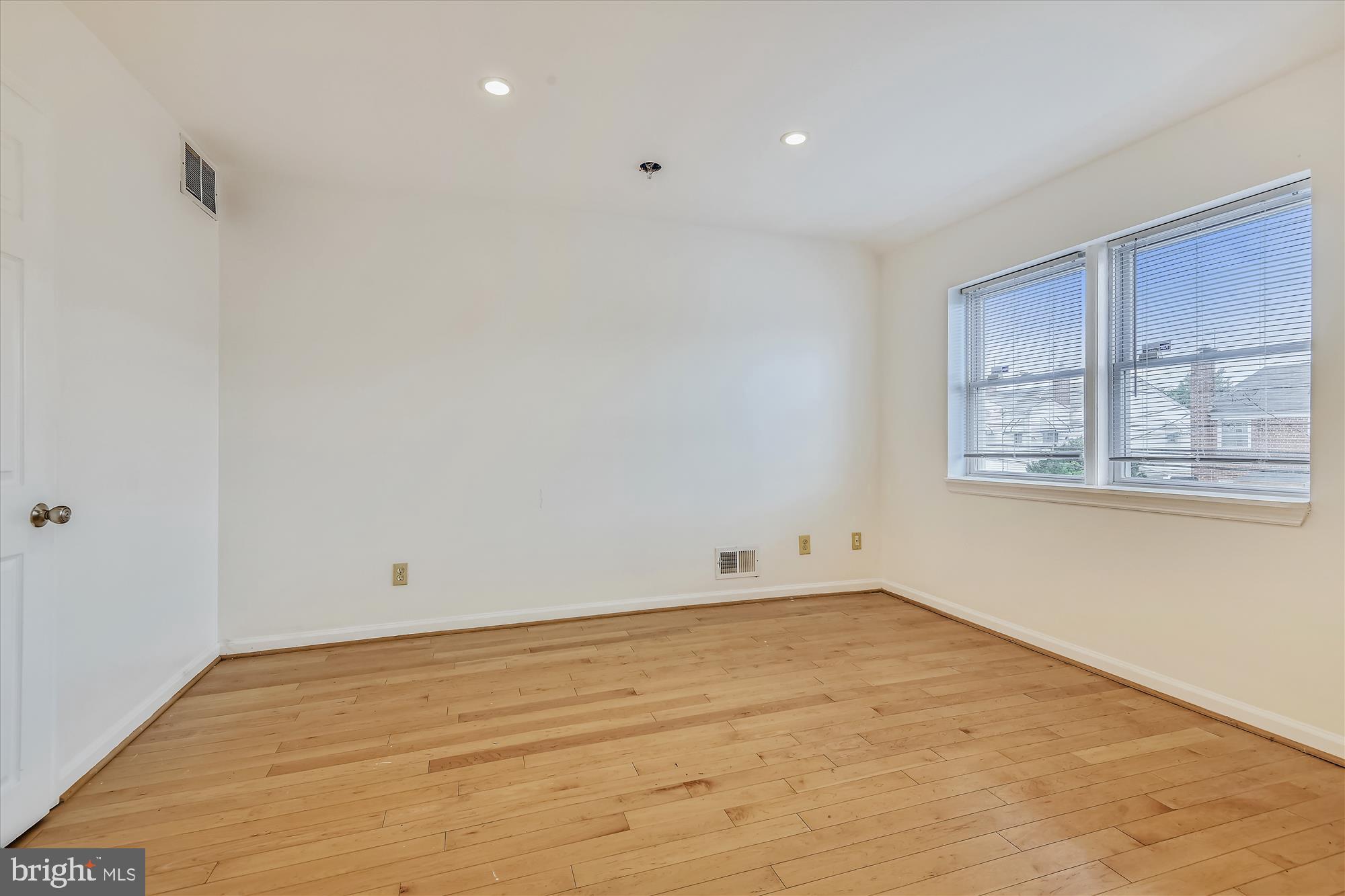 MIDDLESEX - Residential